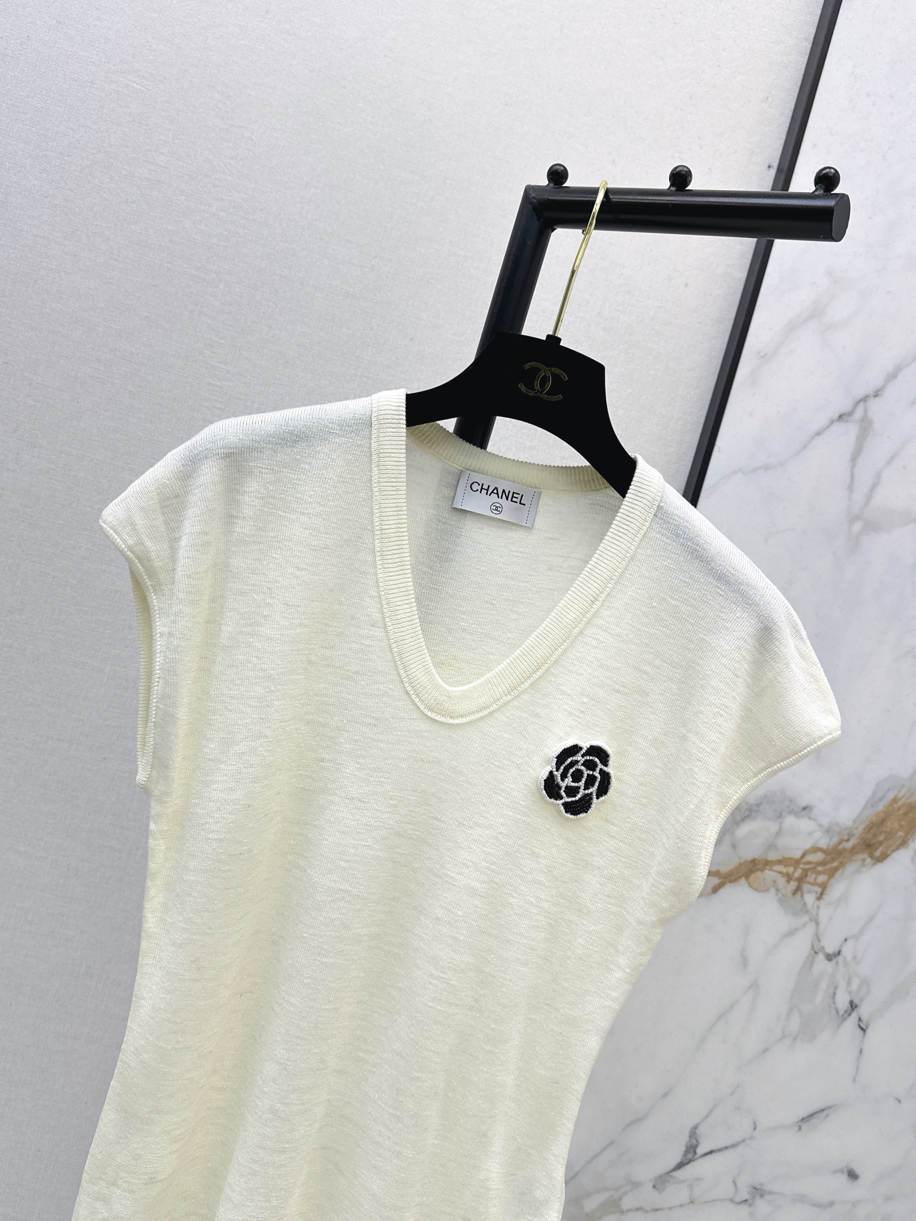 Chan 26ss 3d flower t-shirt