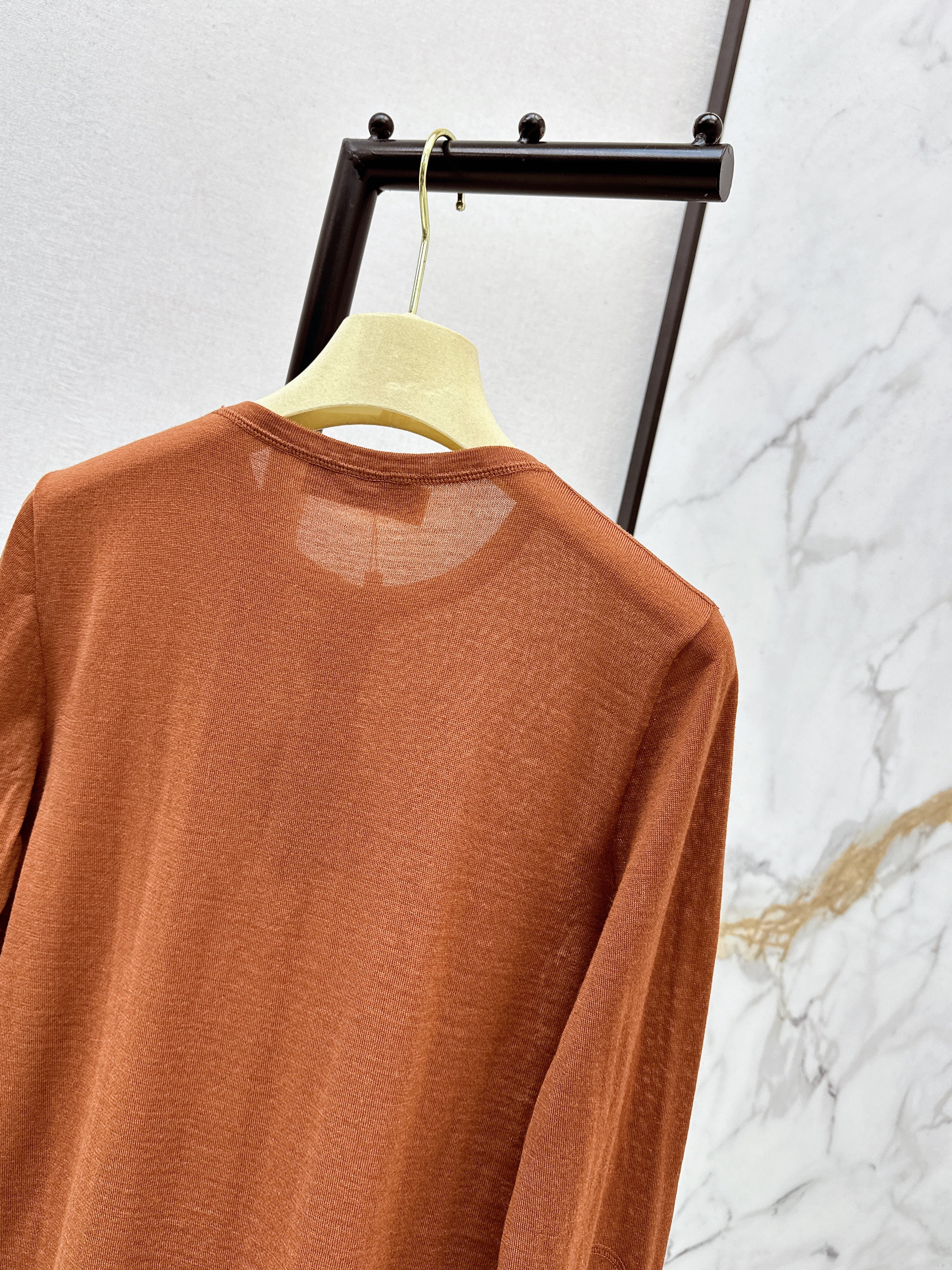 Miu 26ss knitted sweater