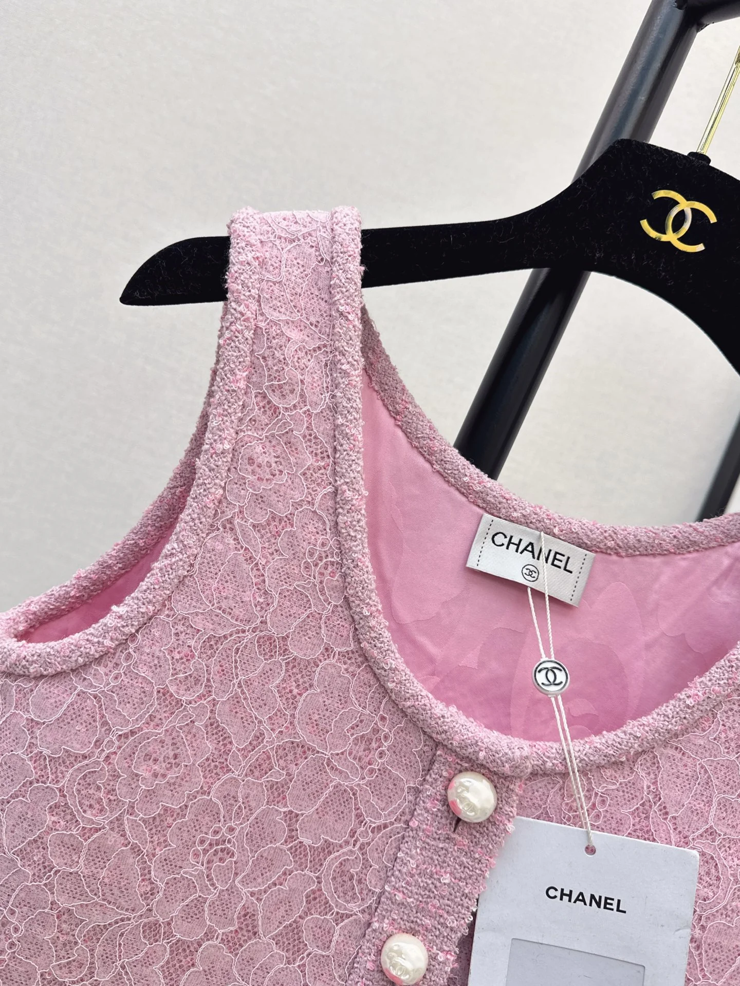 Chan 25fw lace tweed vest