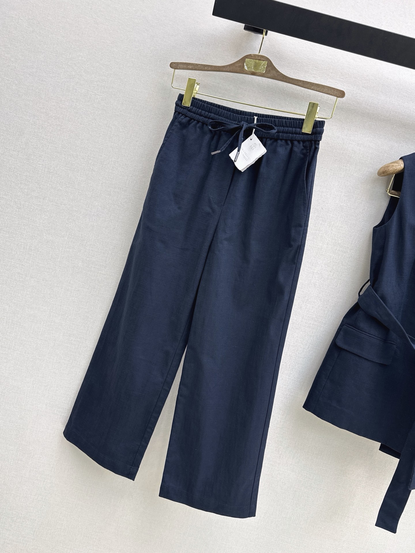 Brun 26ss linen cropped pants