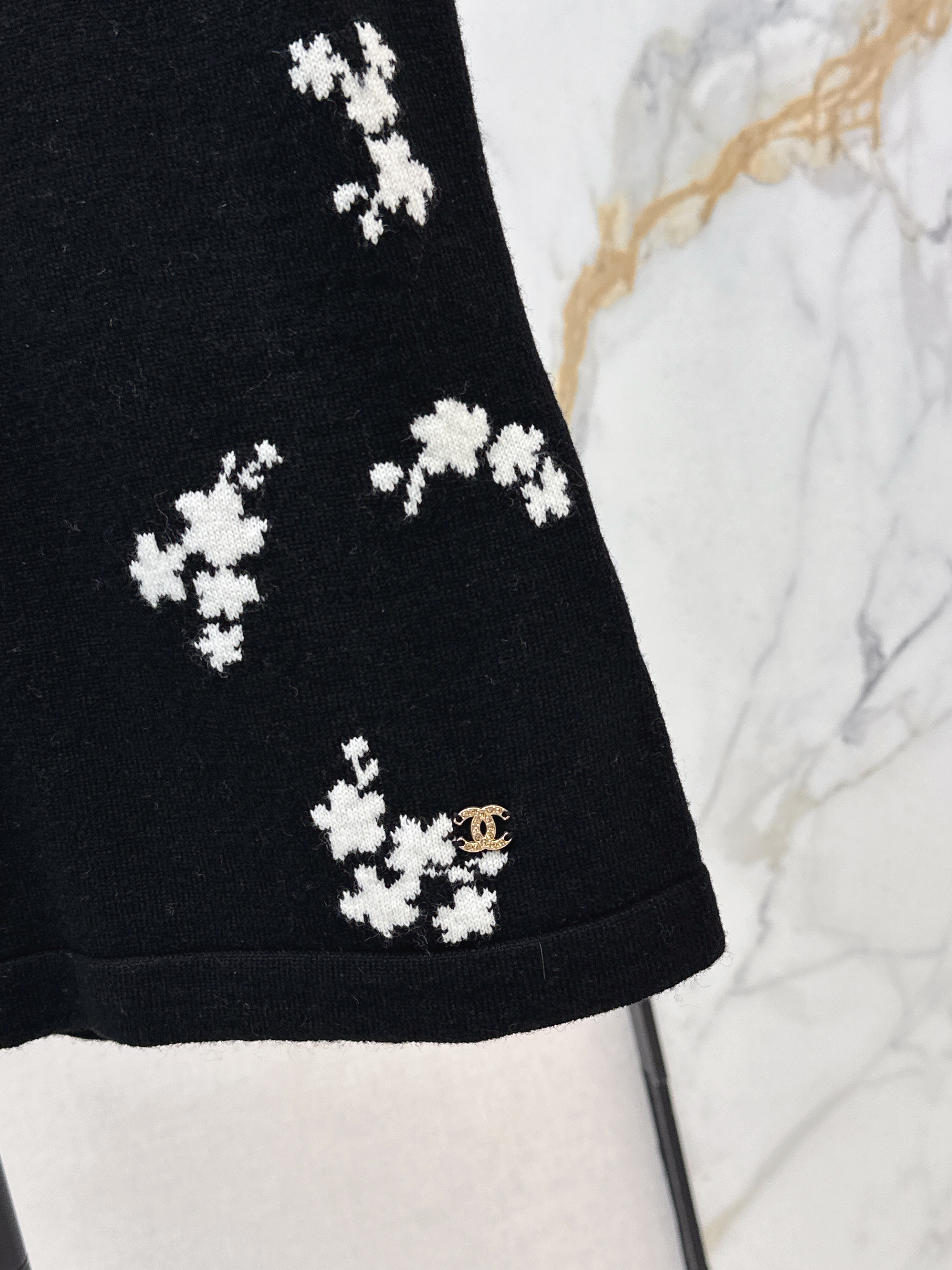 Chan 26ss embroidery knit vest