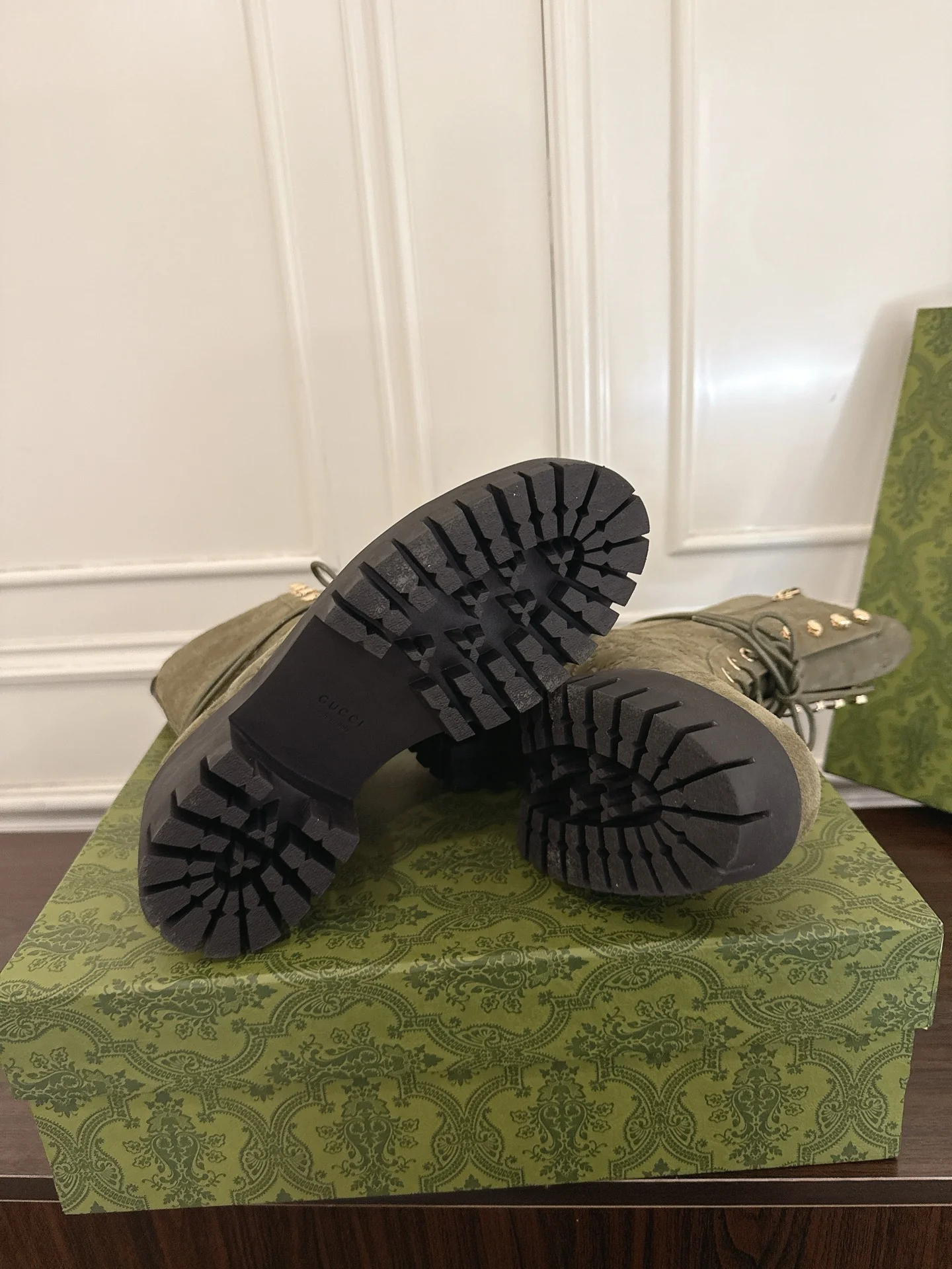 Gucc 25fw ankle boots