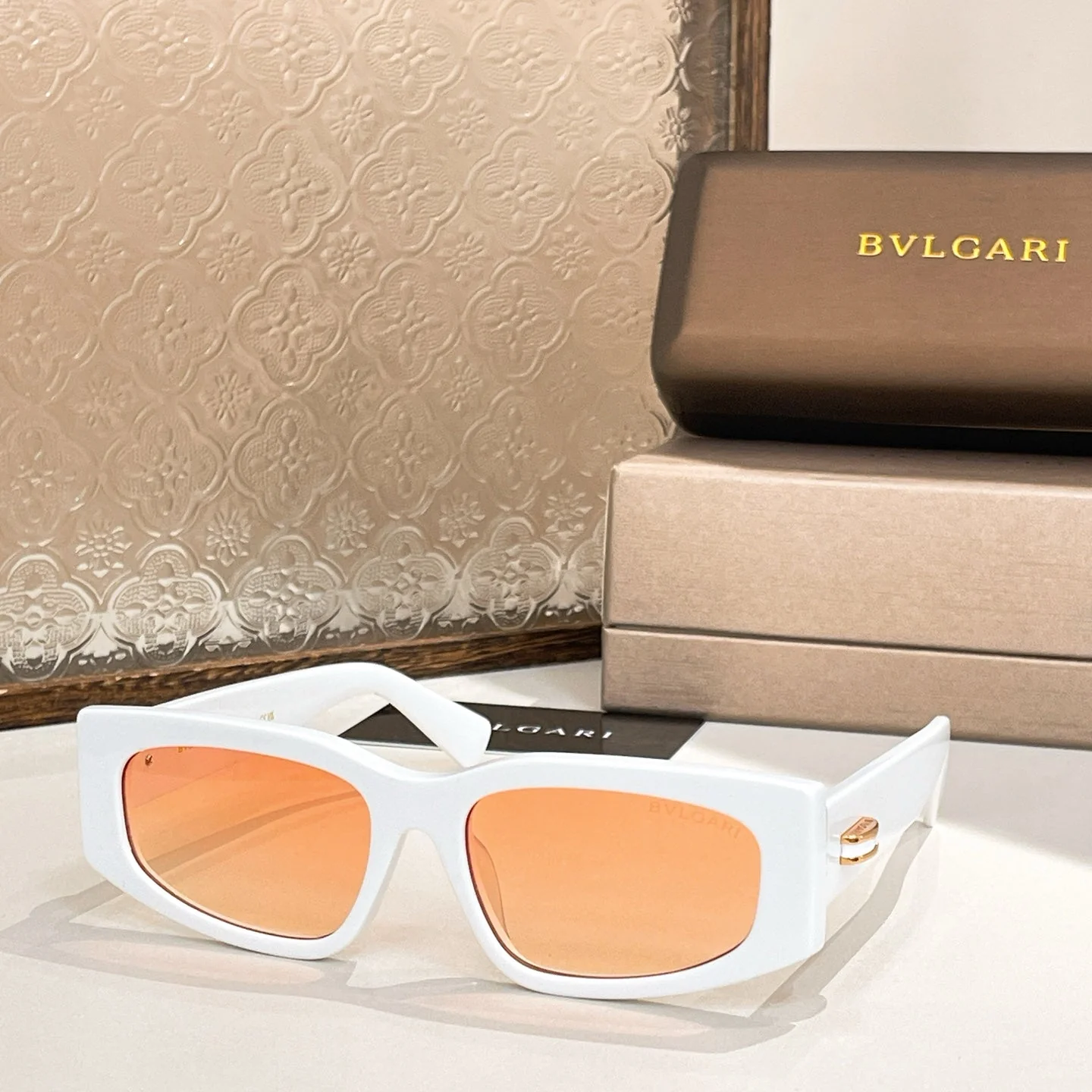 B BV4004I sunglasses