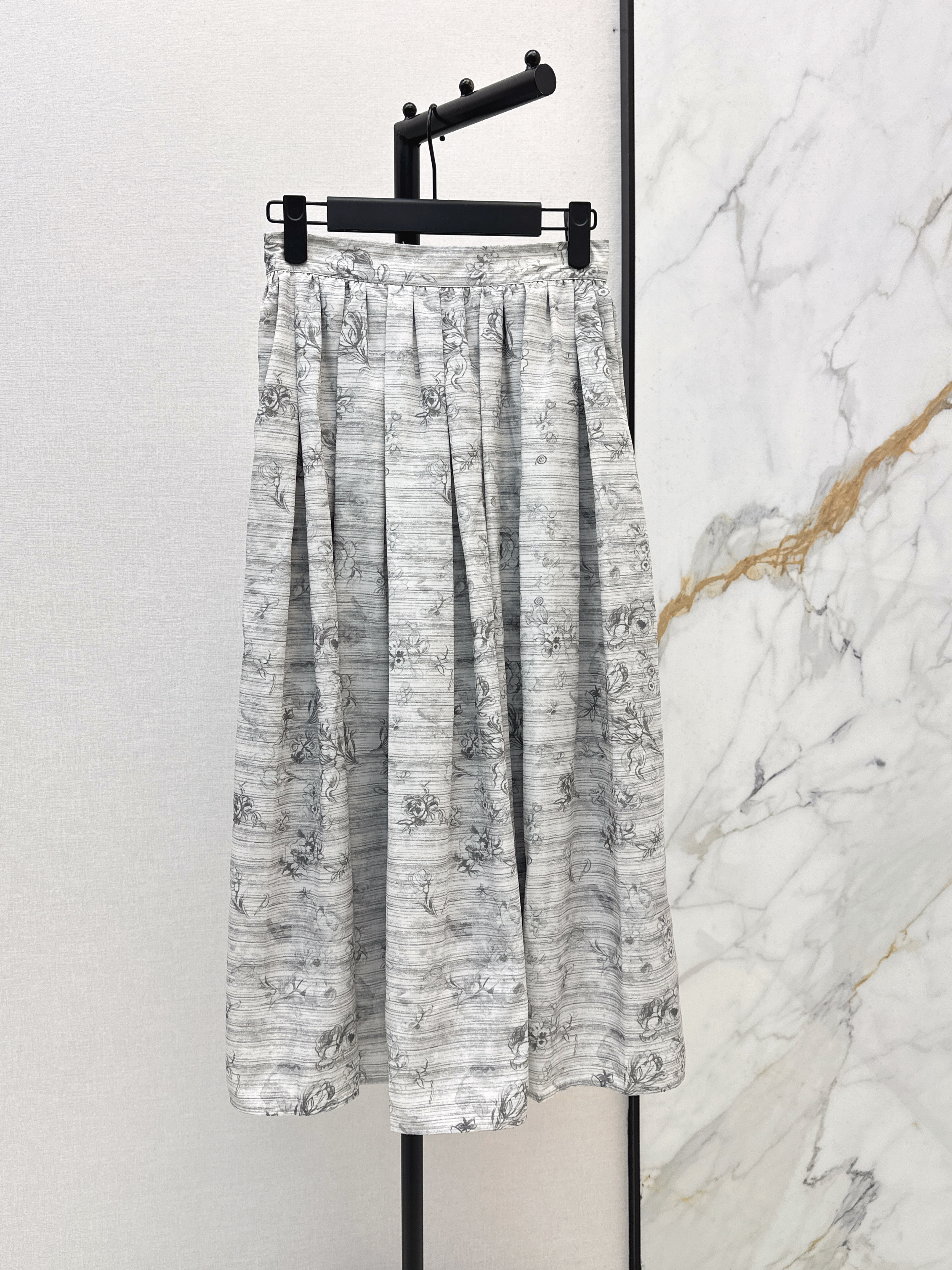 CD 26ss jacquard skirt