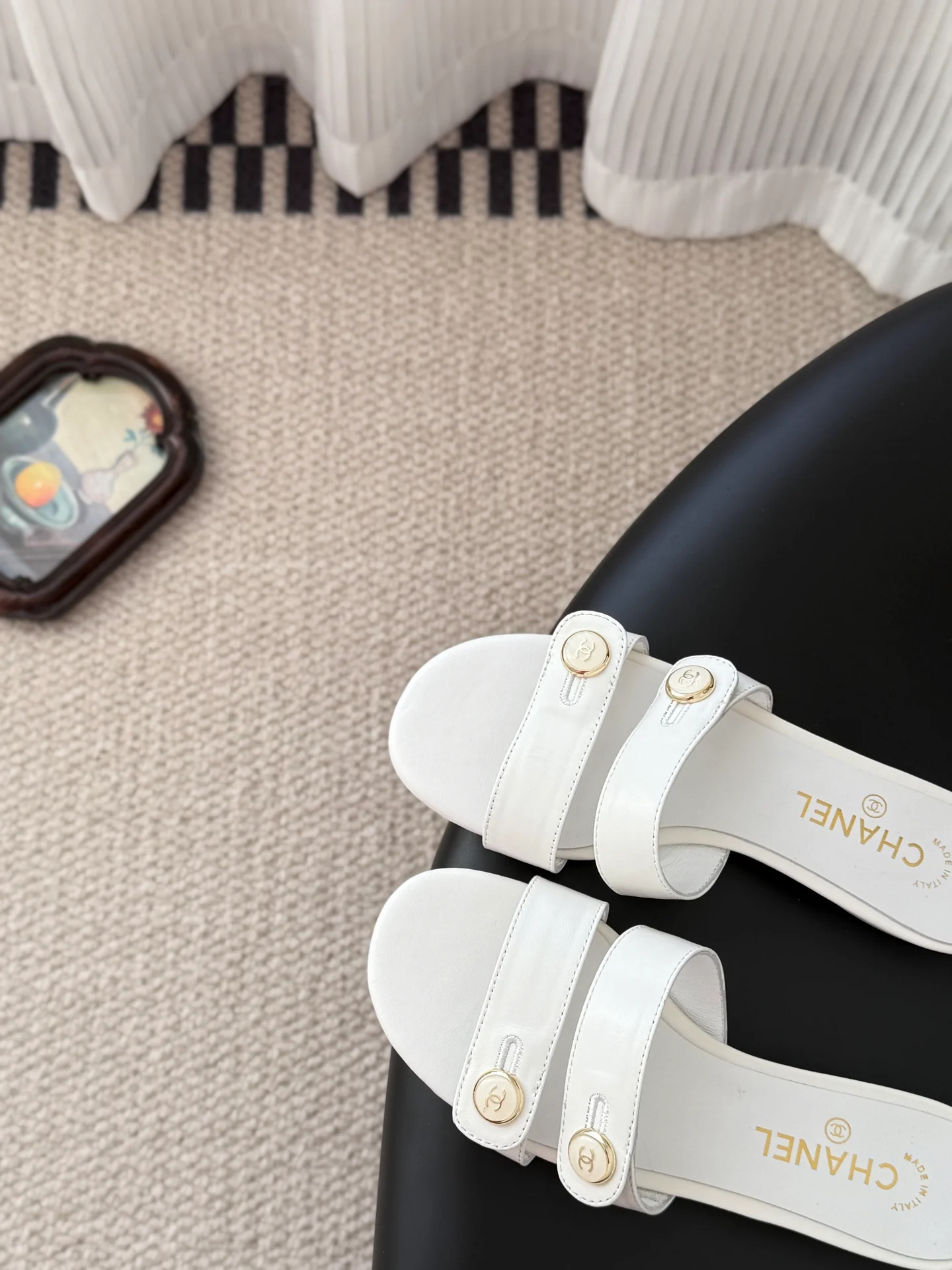 Chan 26ss sandals