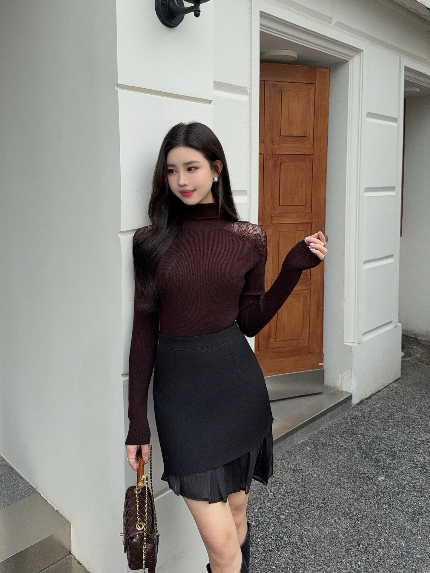 ES 25fw lace sweater