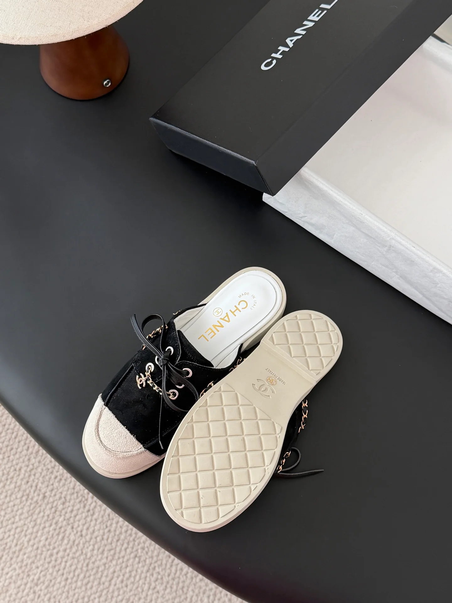 Chan 26ss slip-on shoes