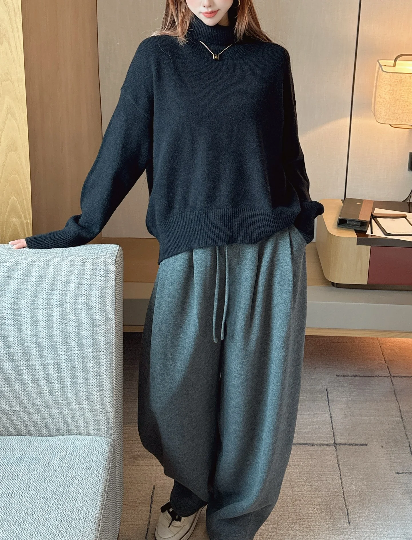 Celi 25fw turtleneck sweater