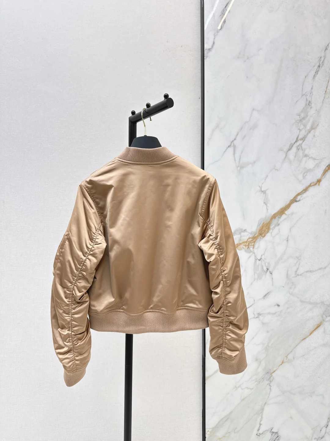 Loui 25fw  zip-up jacket