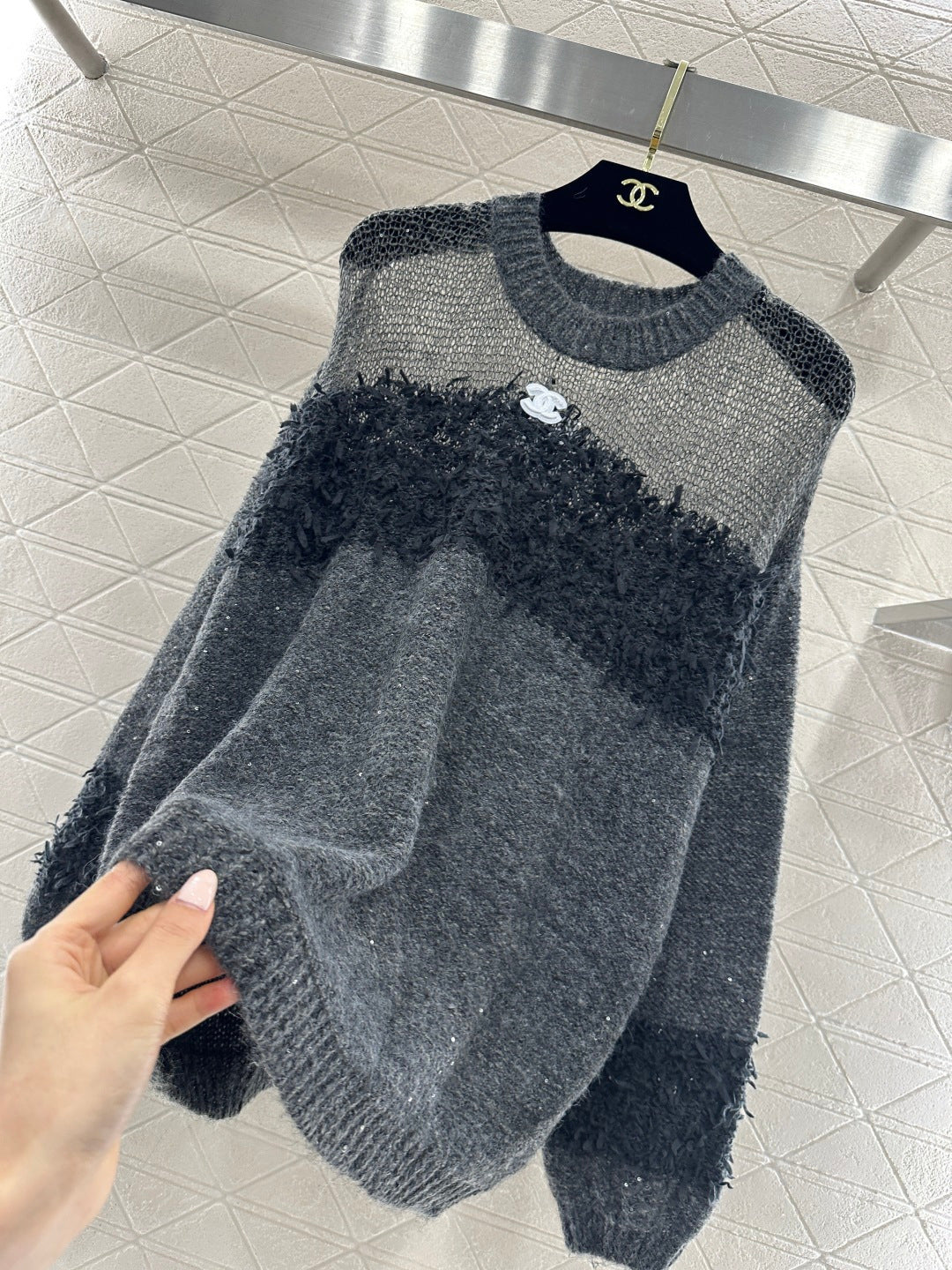 Chan 26ss hollow contract sweater