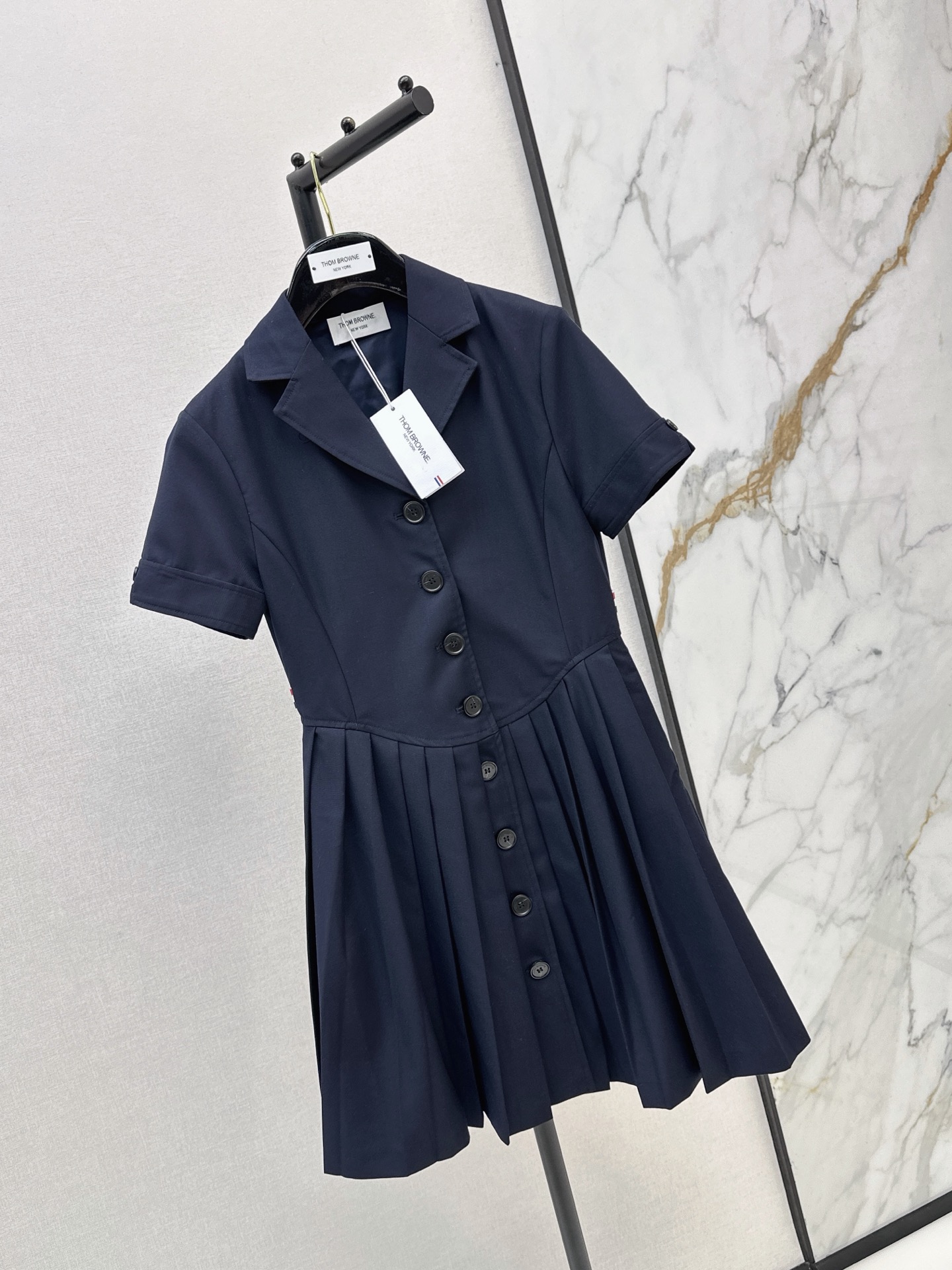 Thom 26ss contract pleated shirt dress