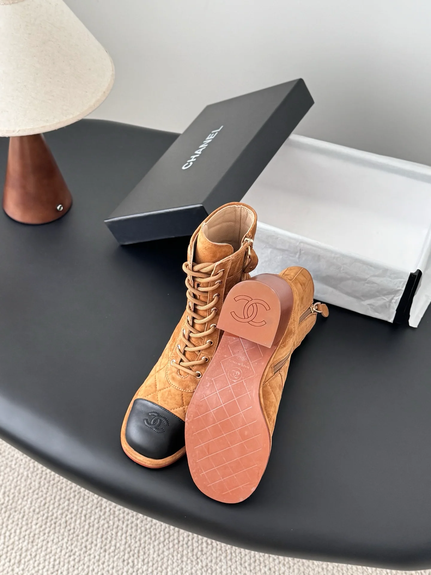 Chan 26ss ankle boots