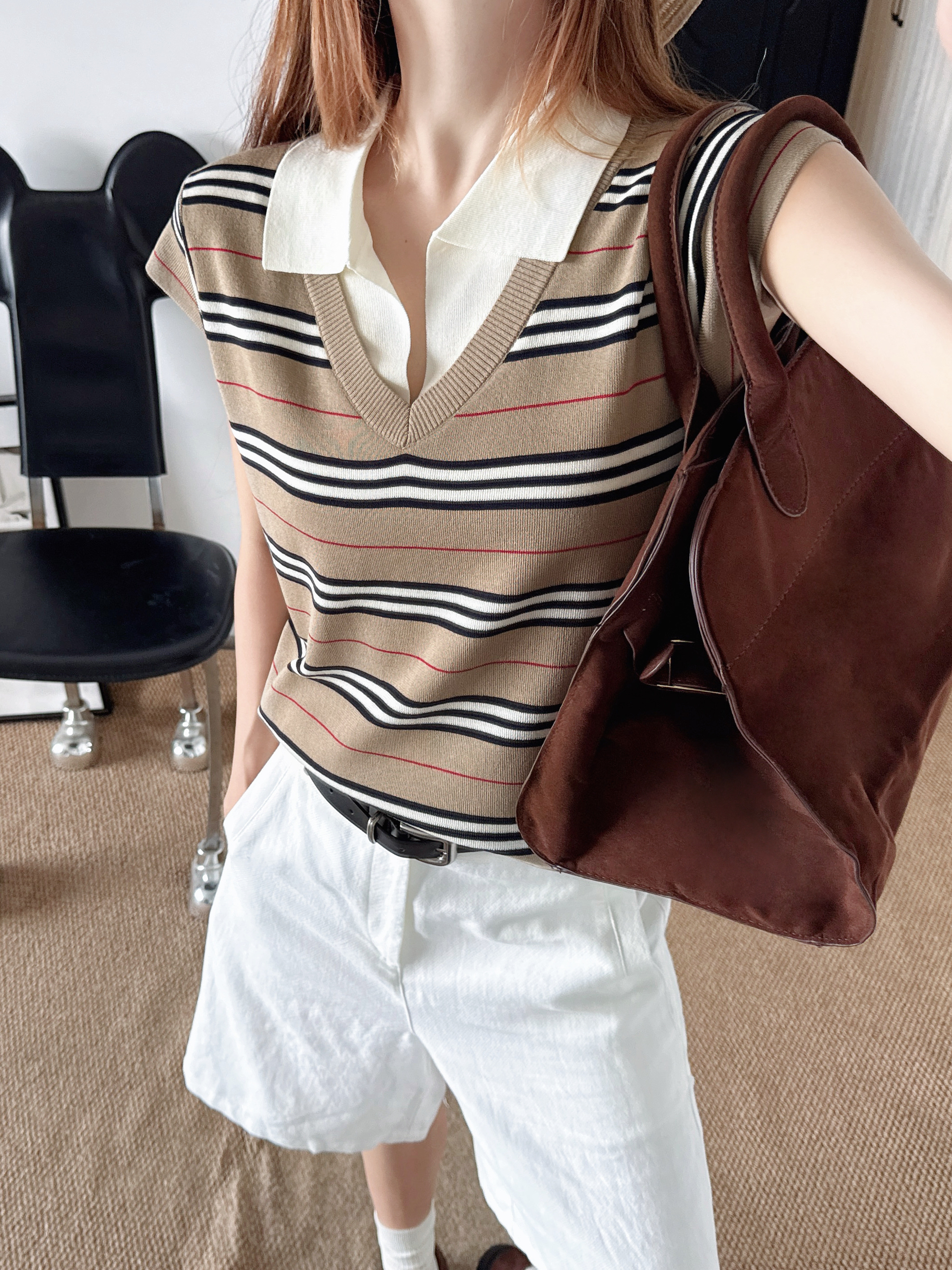Bur 26SS Striped V-Neck Knit Vest Top