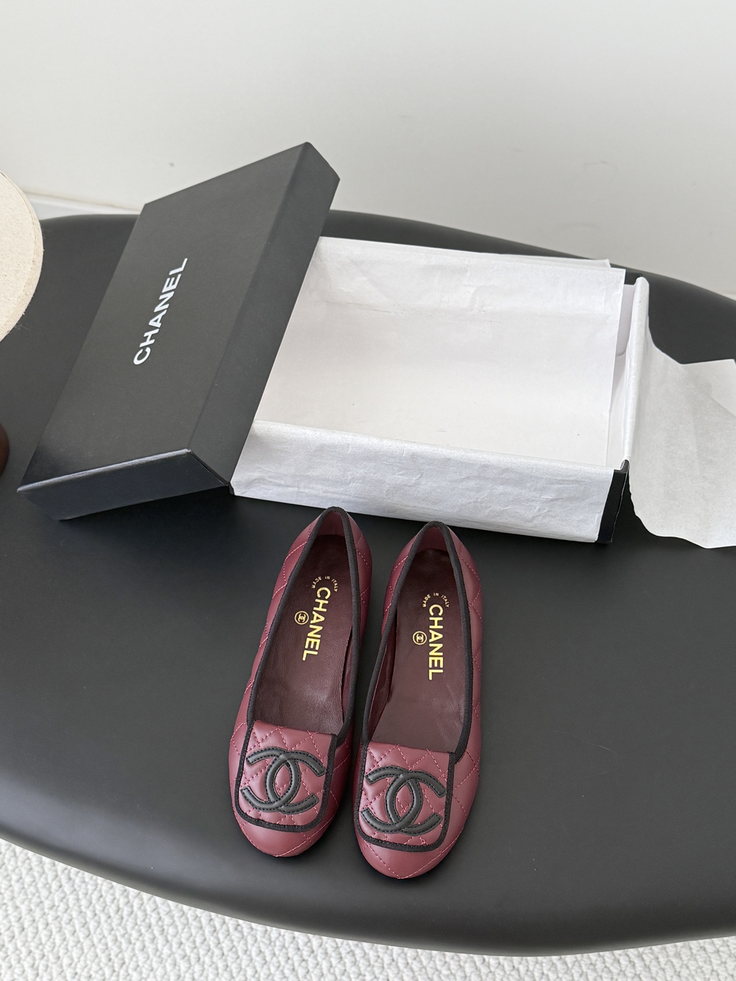 Chan 26C ballet flats