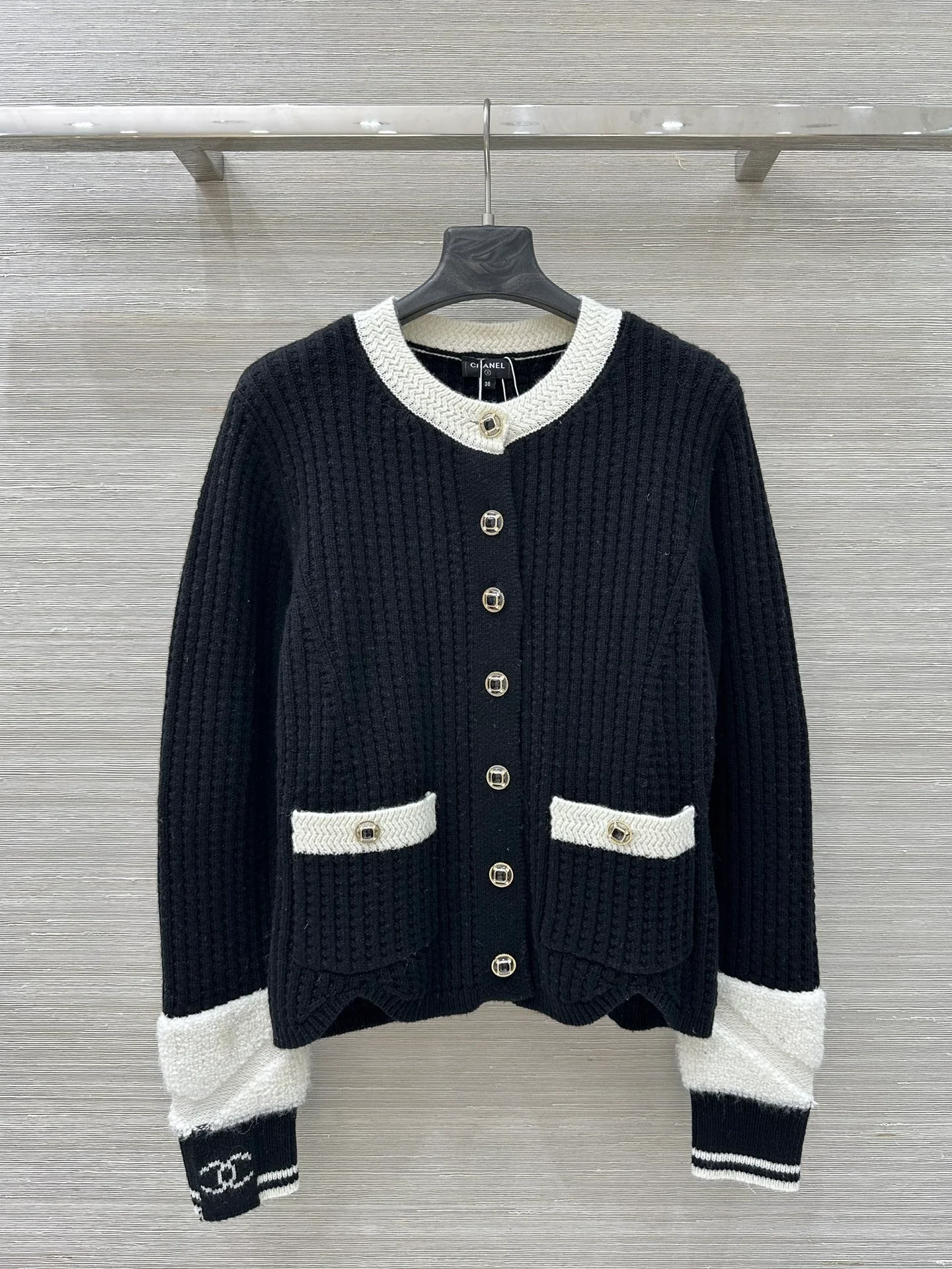 Chan 25fw knitted cardigan