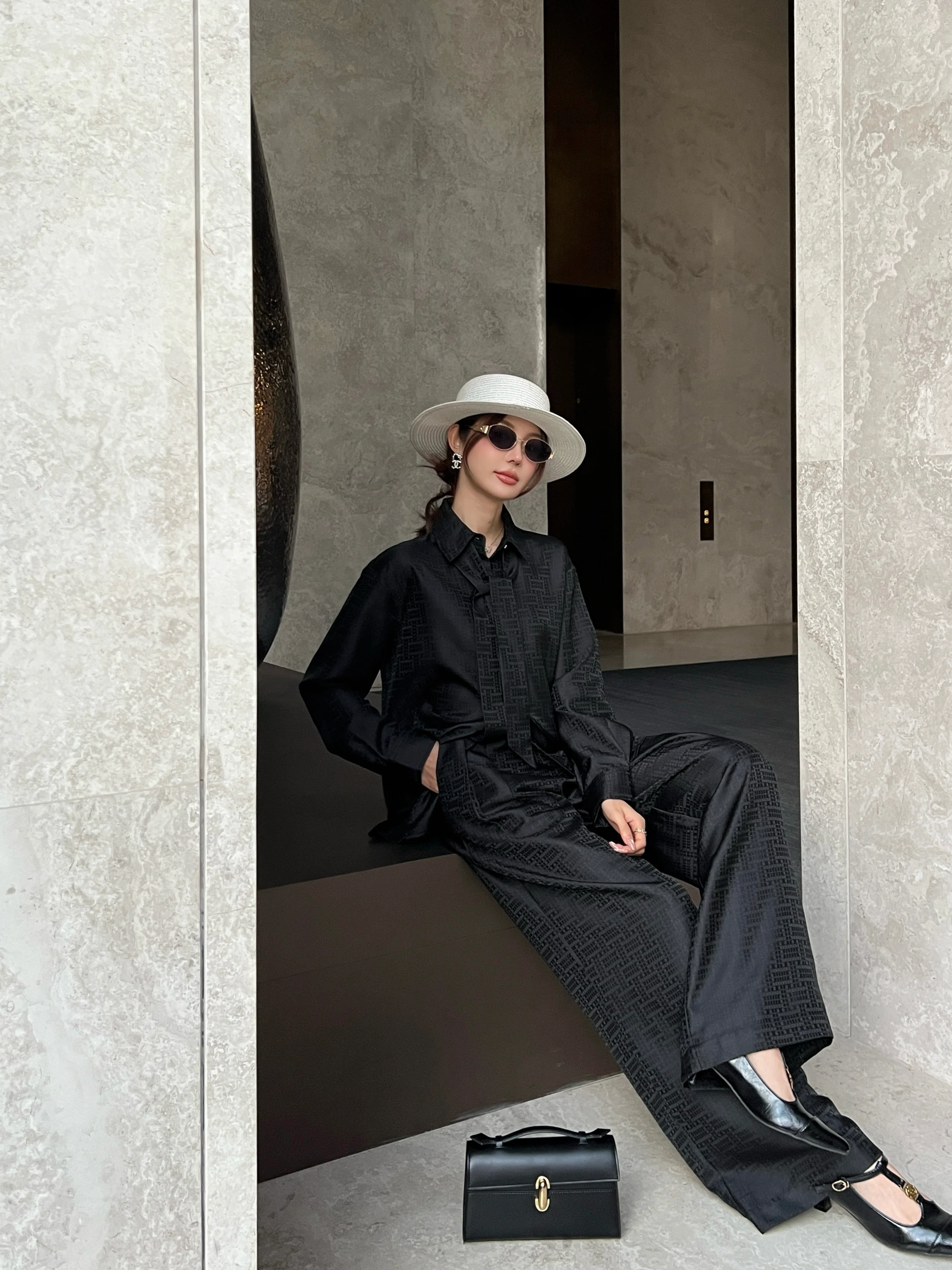 Herm 26ss jacquard -neck shirts