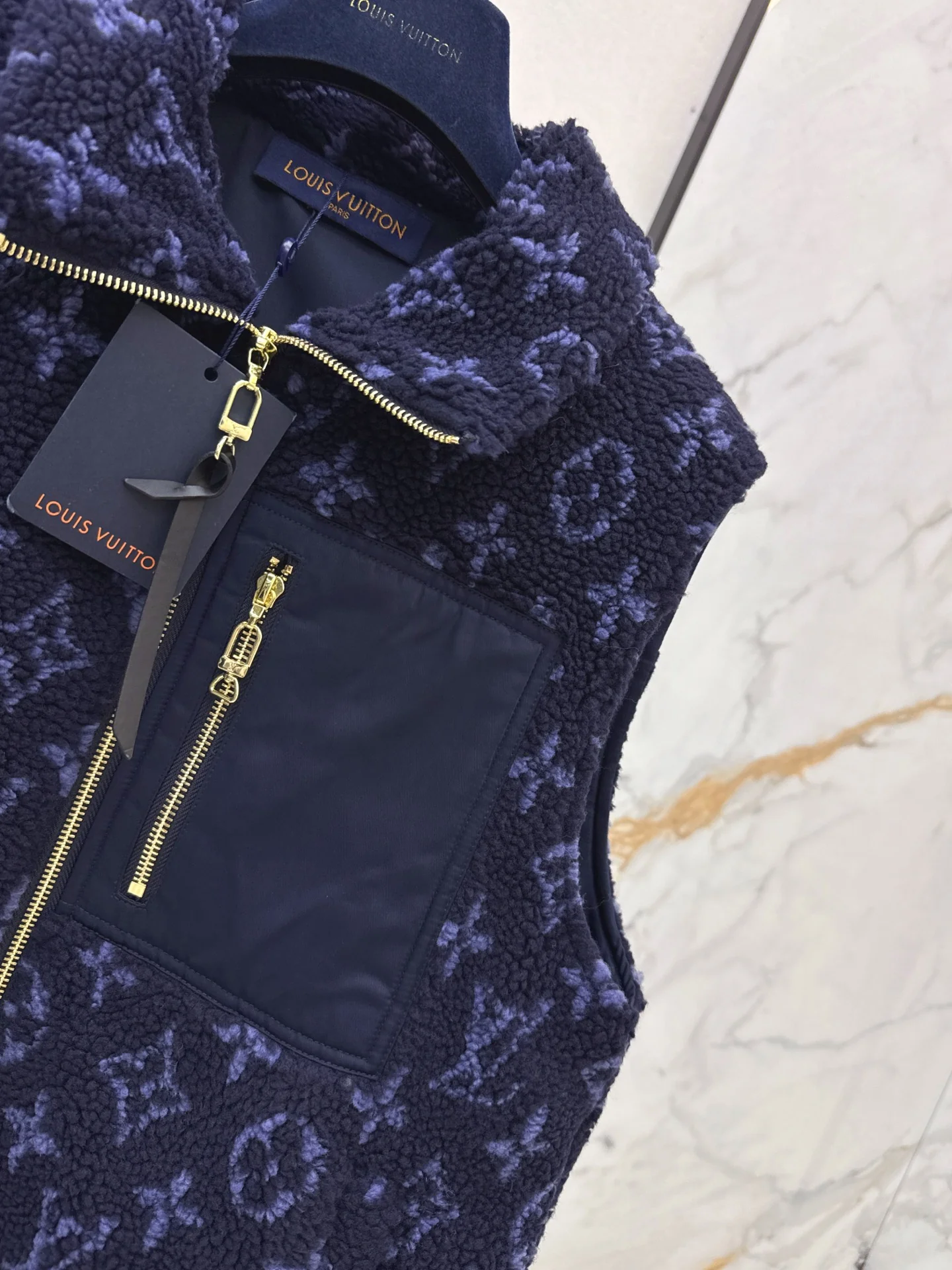 Louis 25fw vest jacket