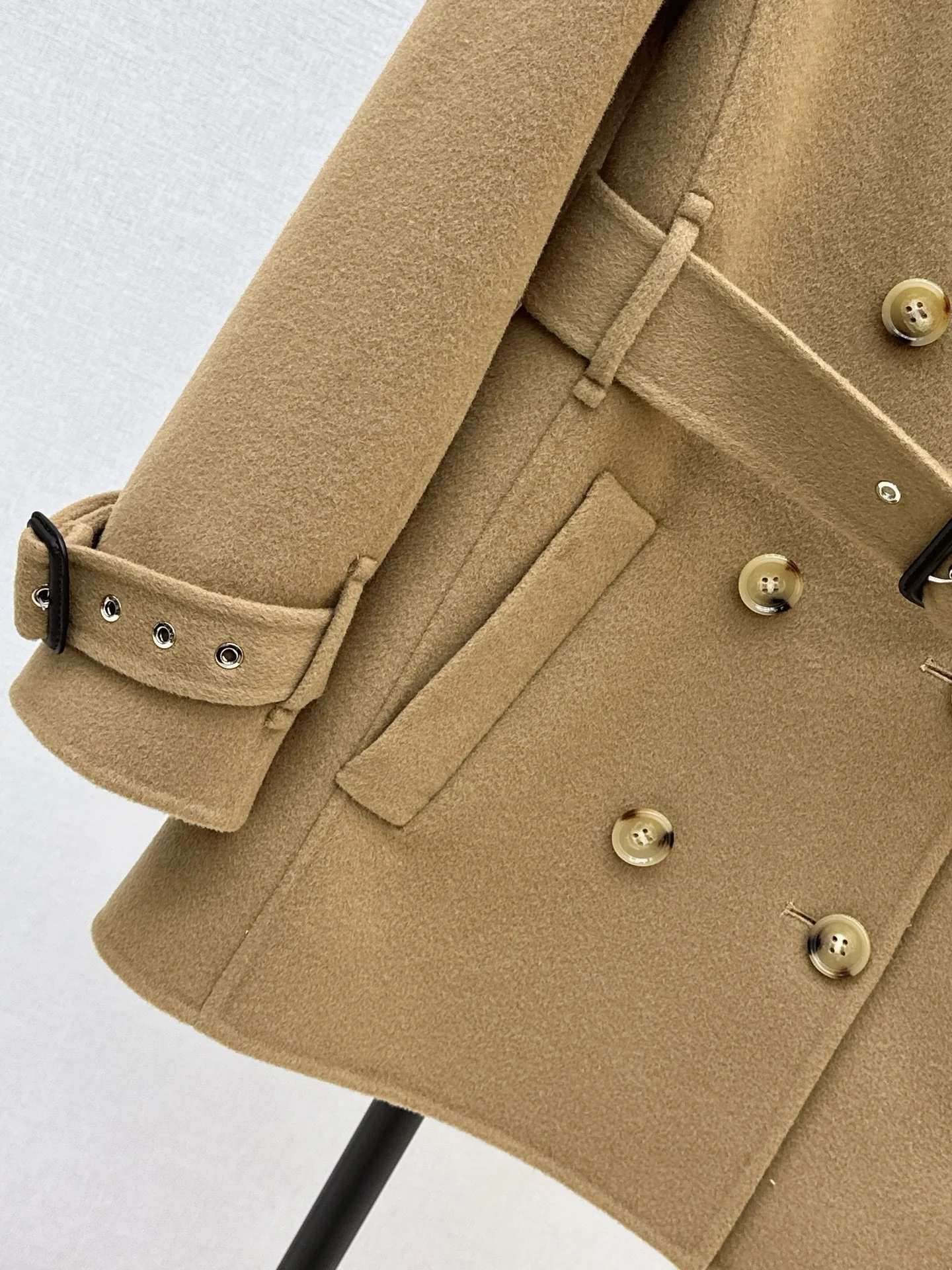 Bur 25fw trench coats