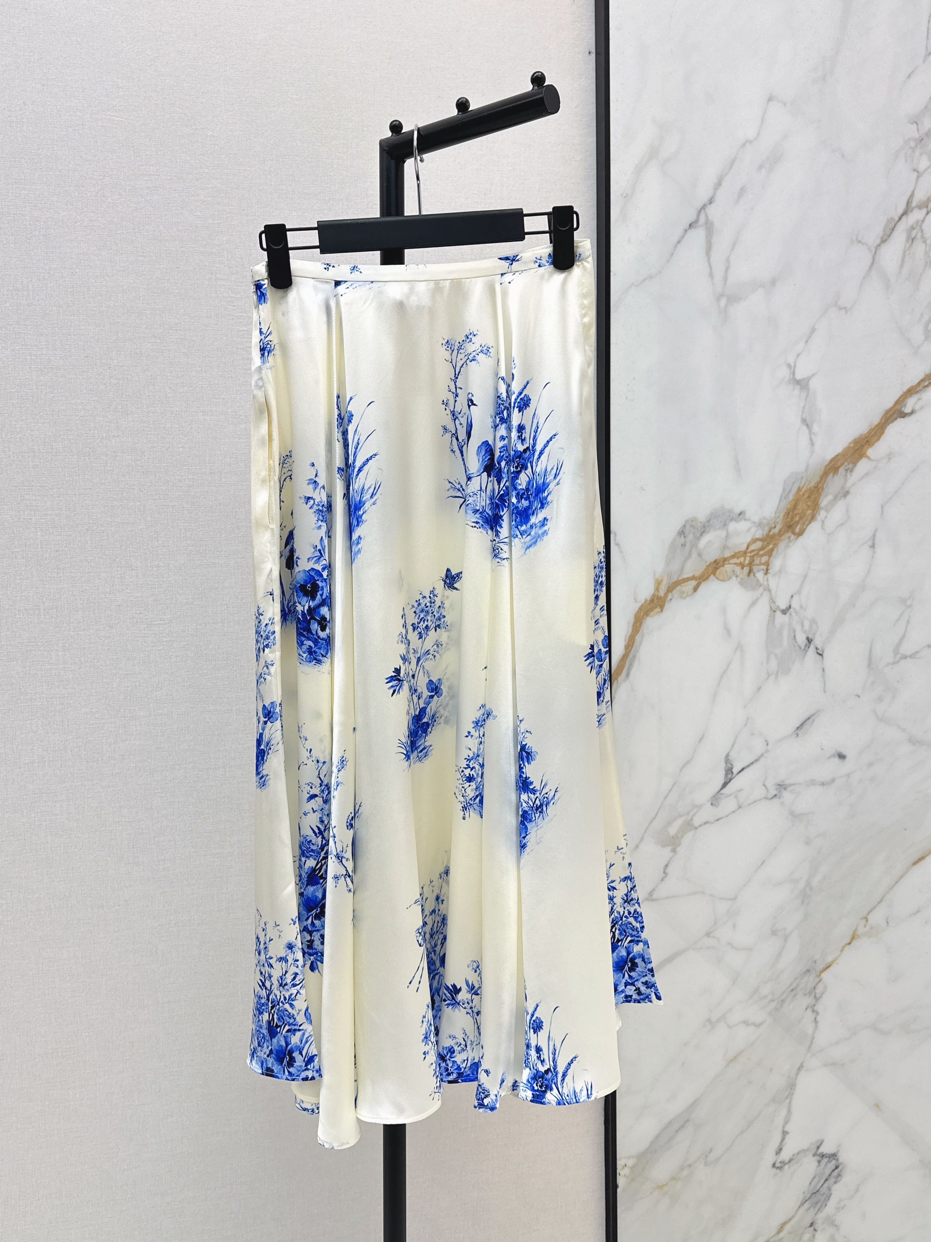 CD 26ss print silk skirt