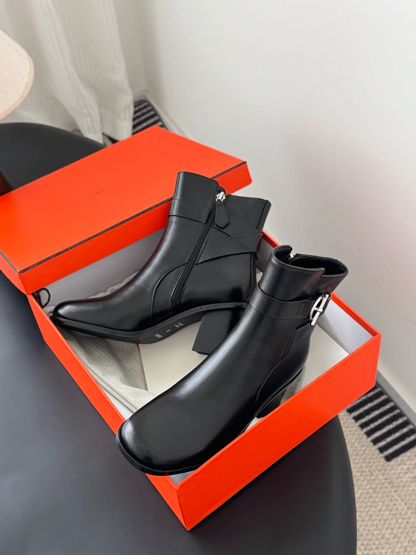 Herm 26ss ankle boots