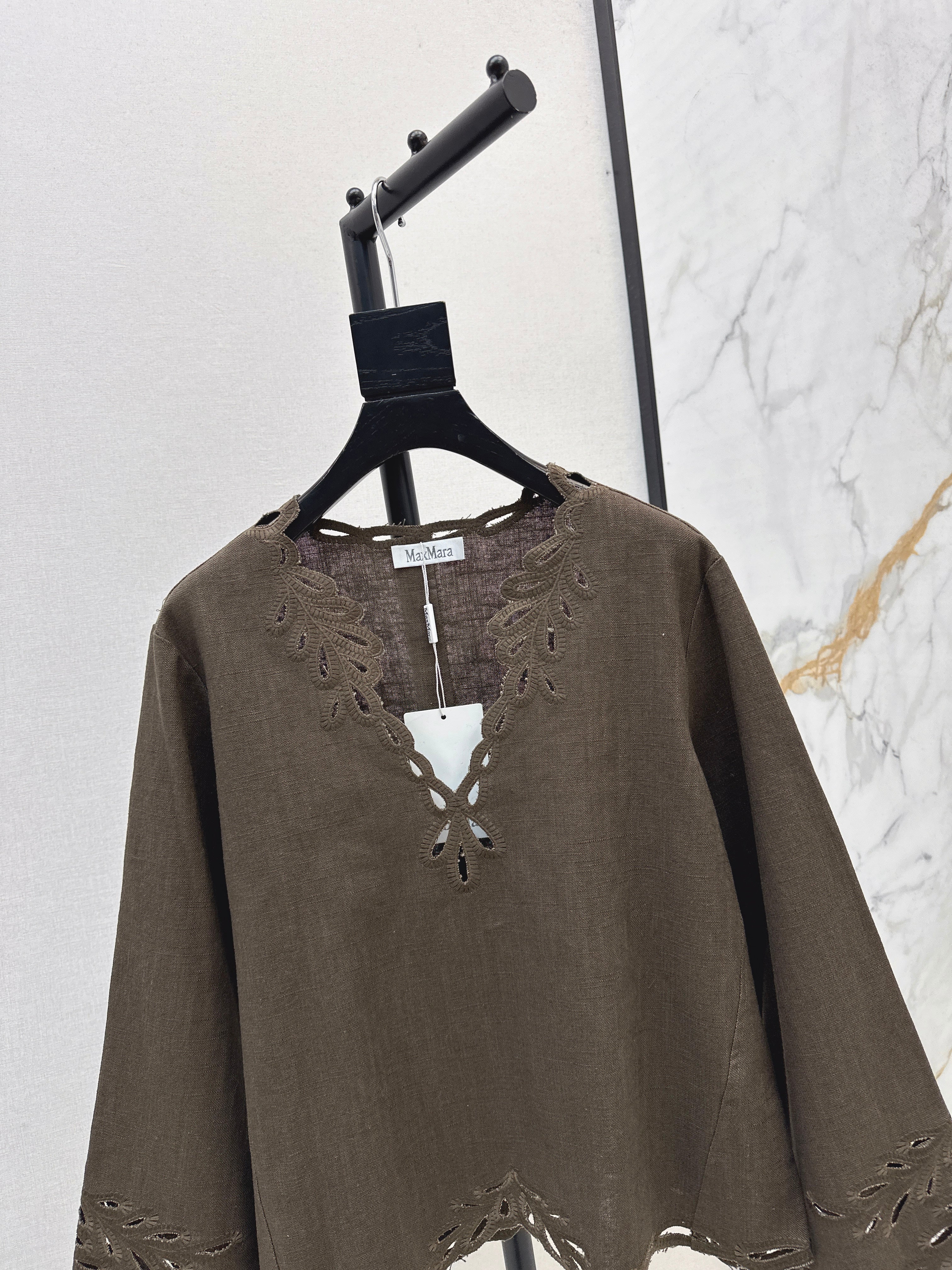 Max 26ss embroidery flounce sleeve  top