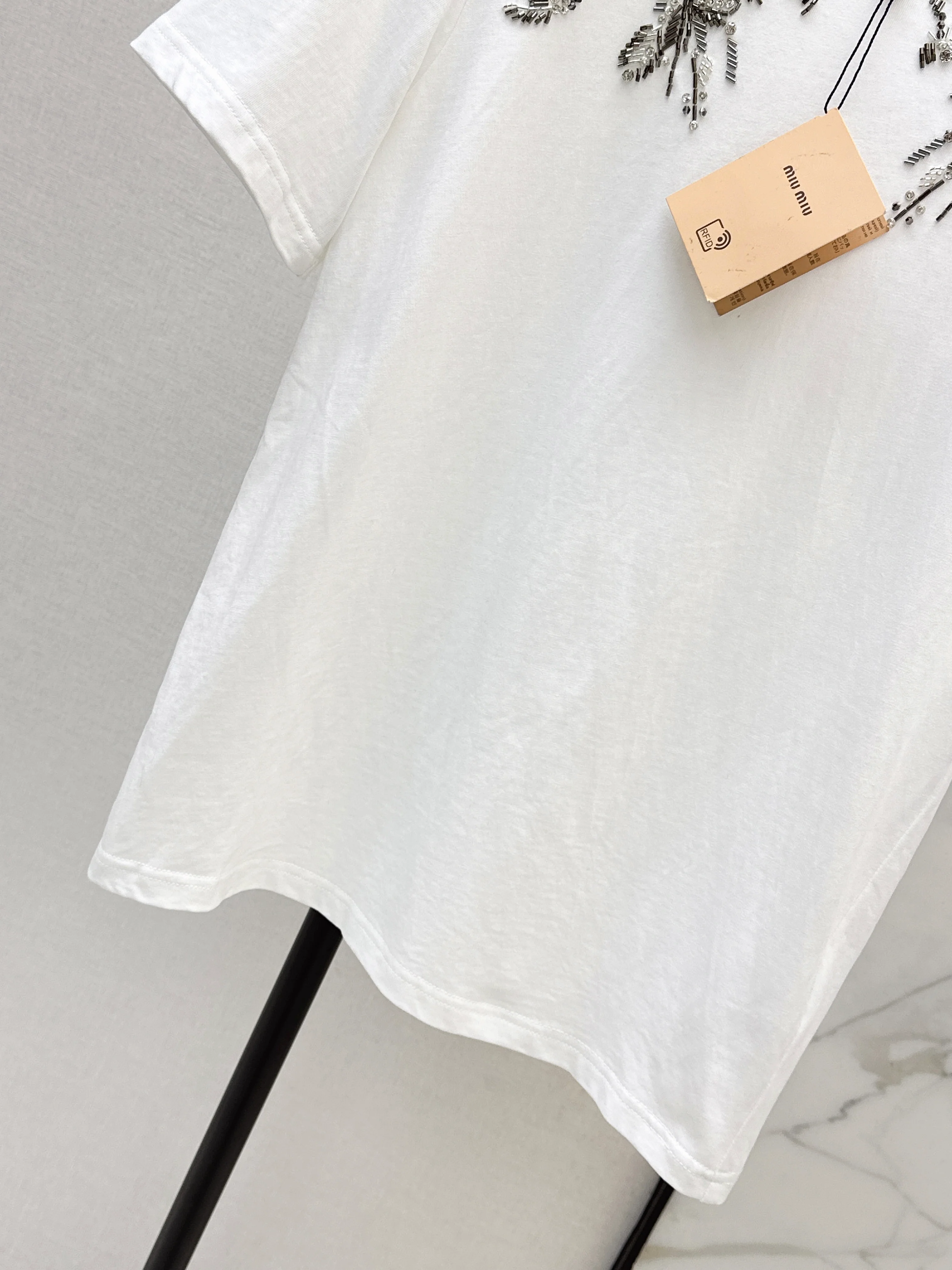 Miu 26ss embroidery beading t-shirts