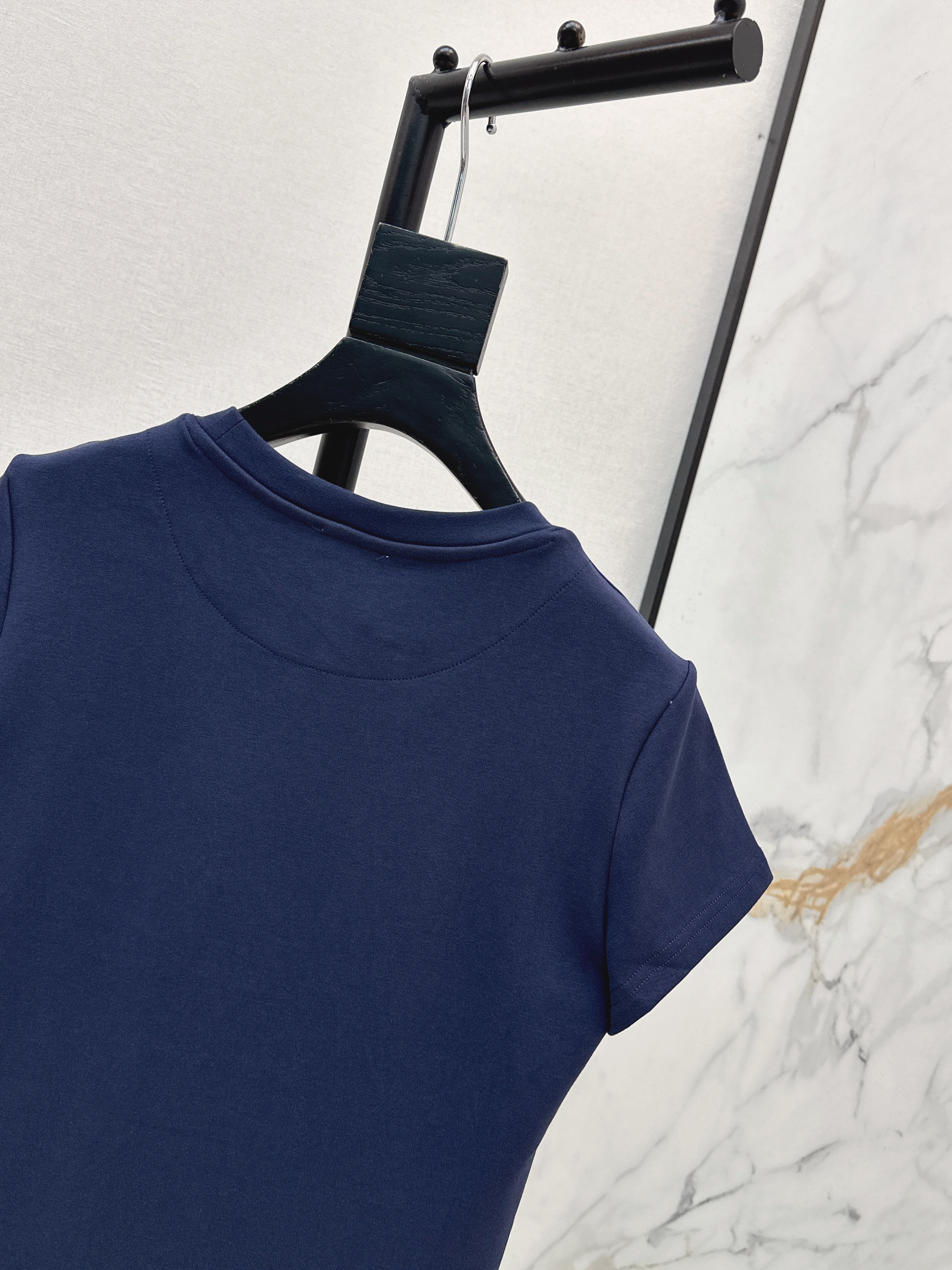 Her 26ss t-shirt