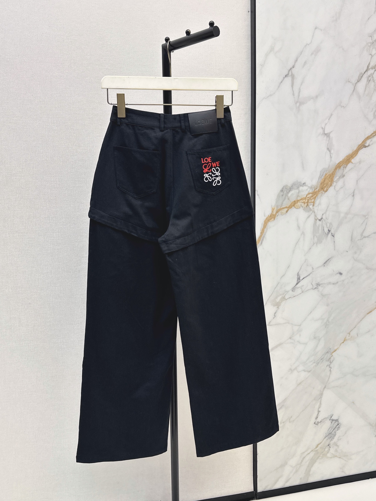 Loe 26sas embroidery pants