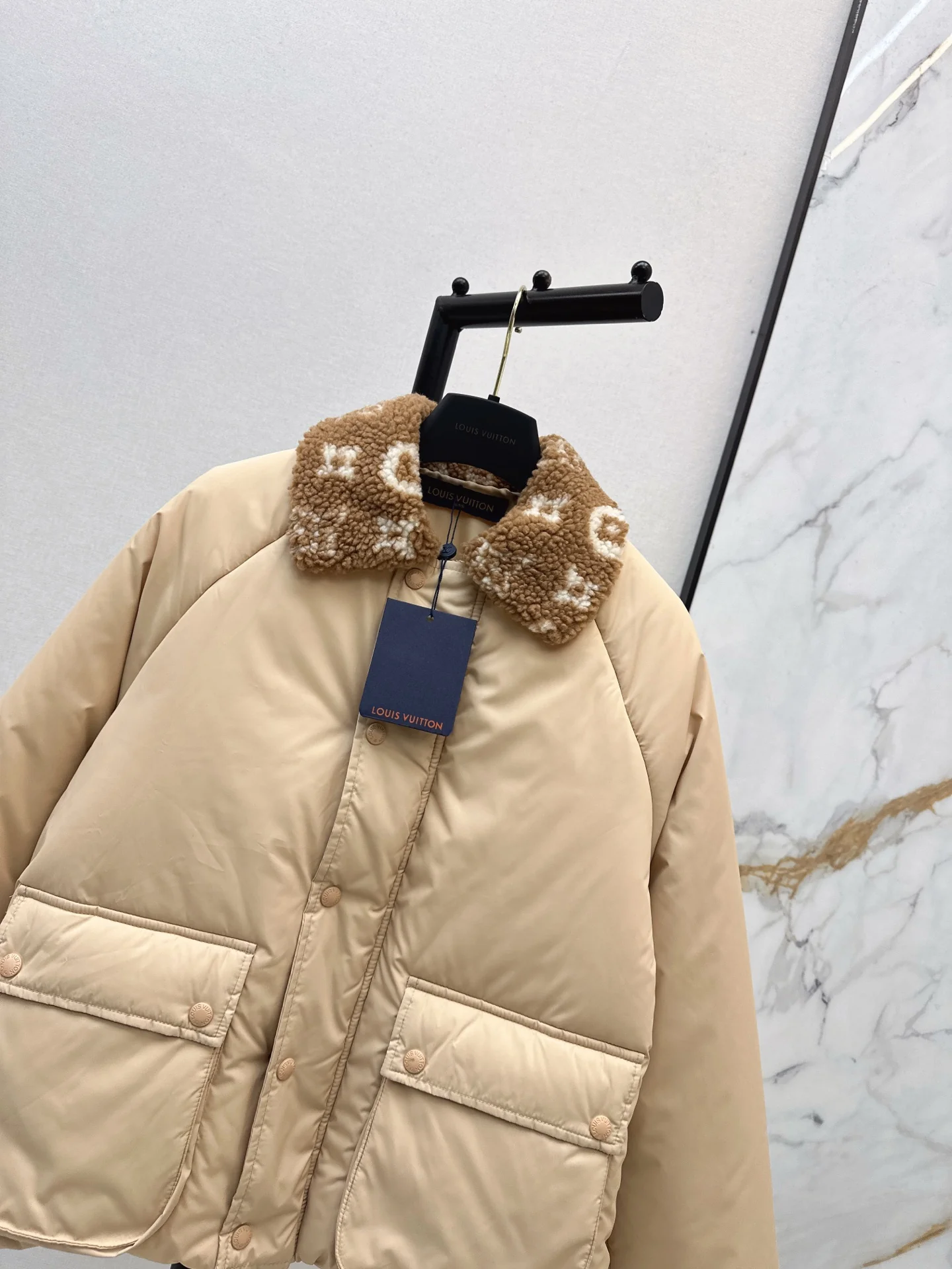 Louis 25fw padded jacket
