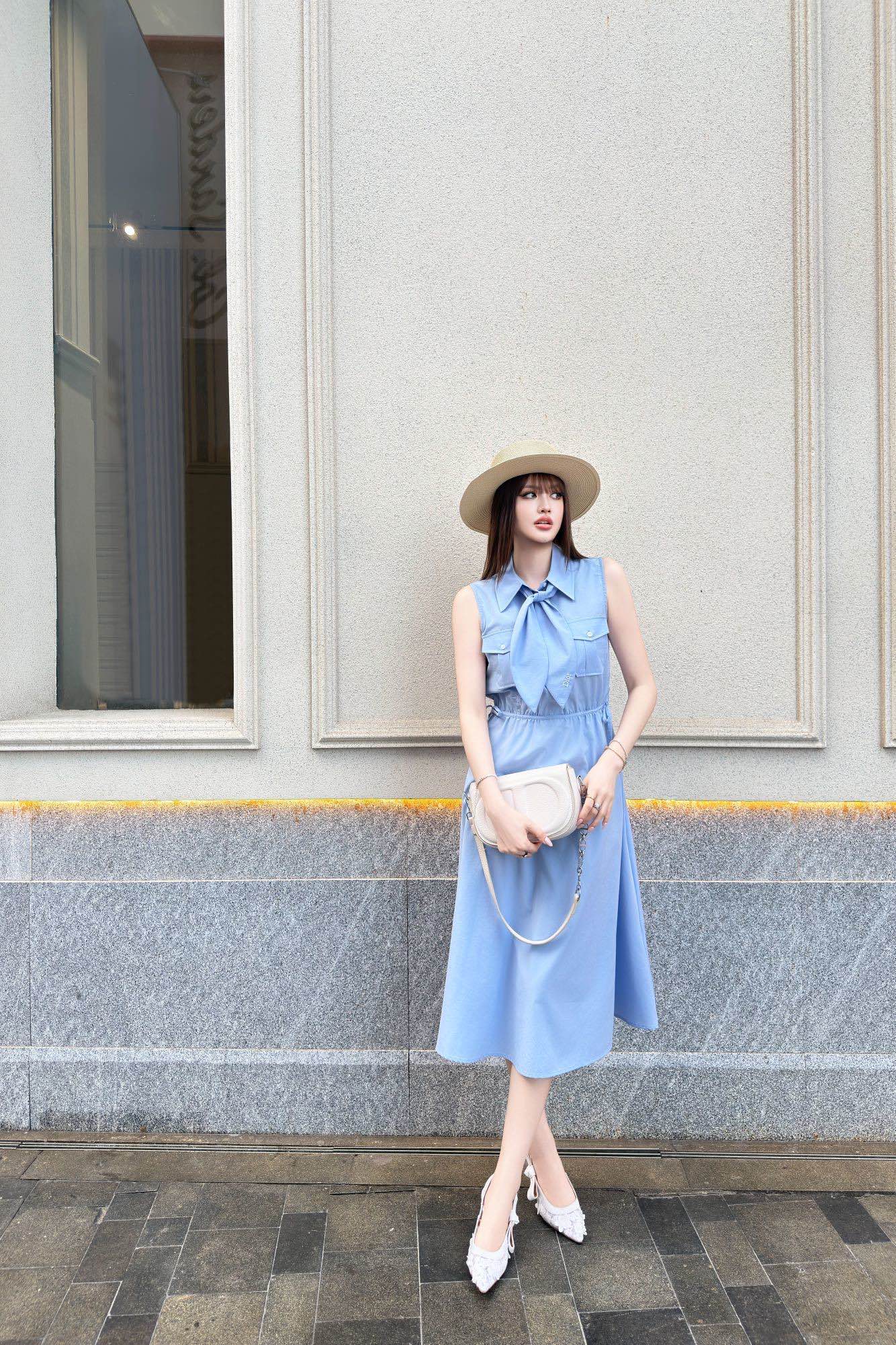 CD 26ss sleeveless ribbon dress