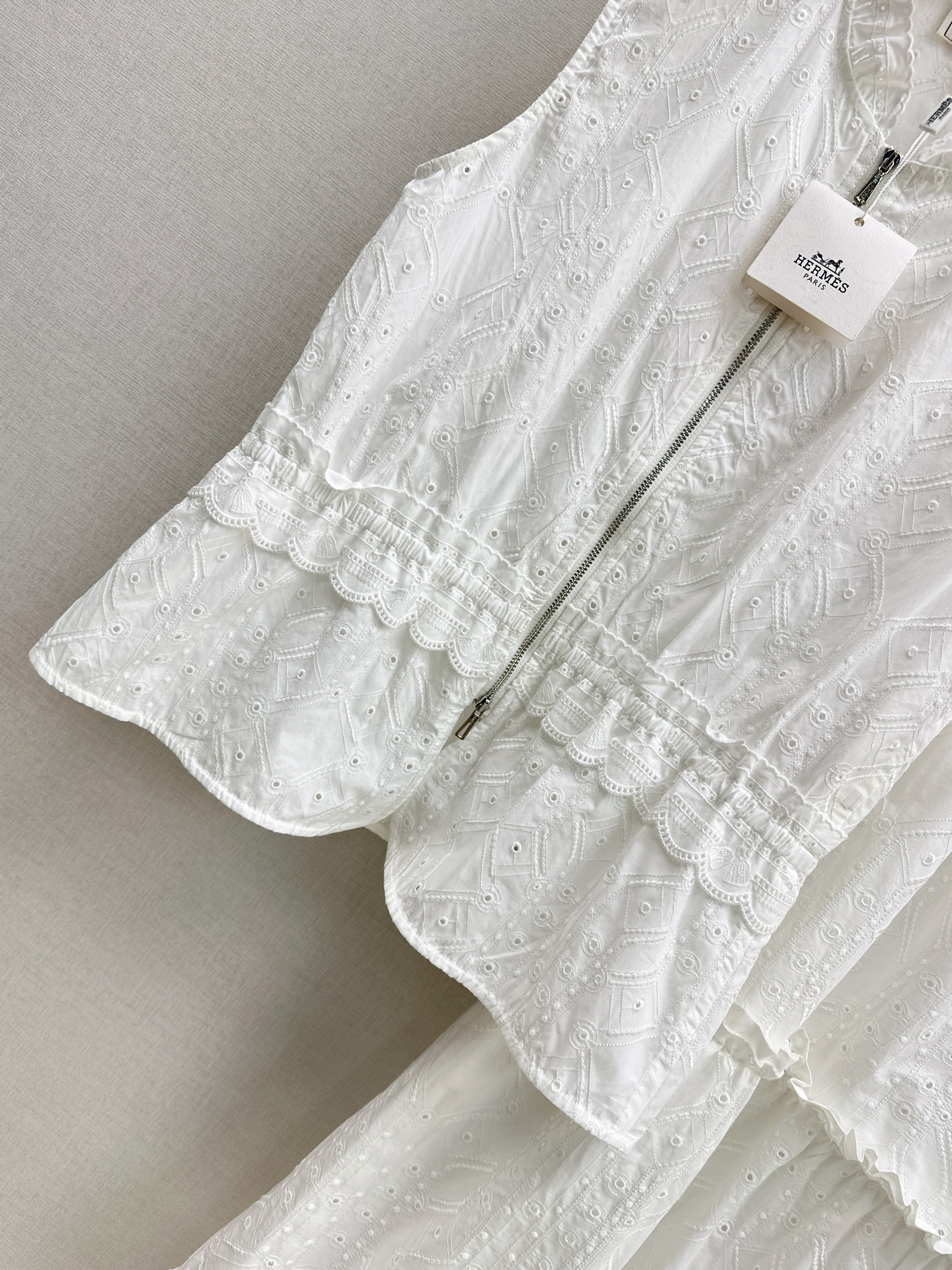 Herm 26ss embroidert vest skirt set