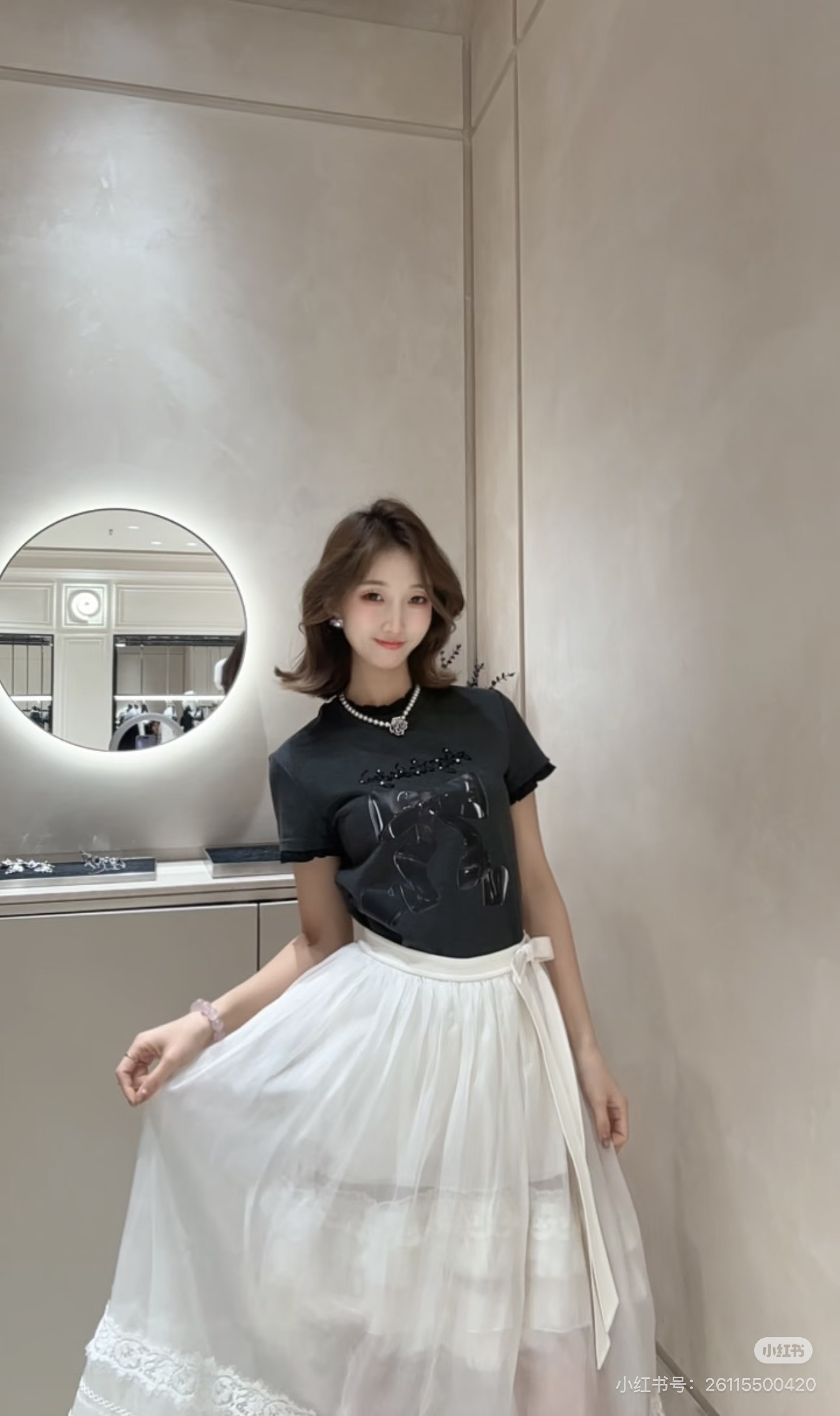26SS Bow Graphic T-Shirt