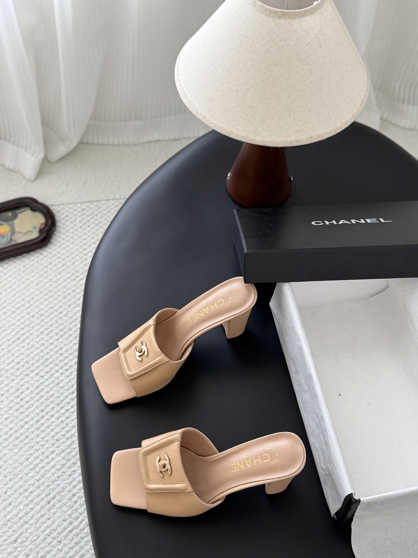Chan 26C mule block heel