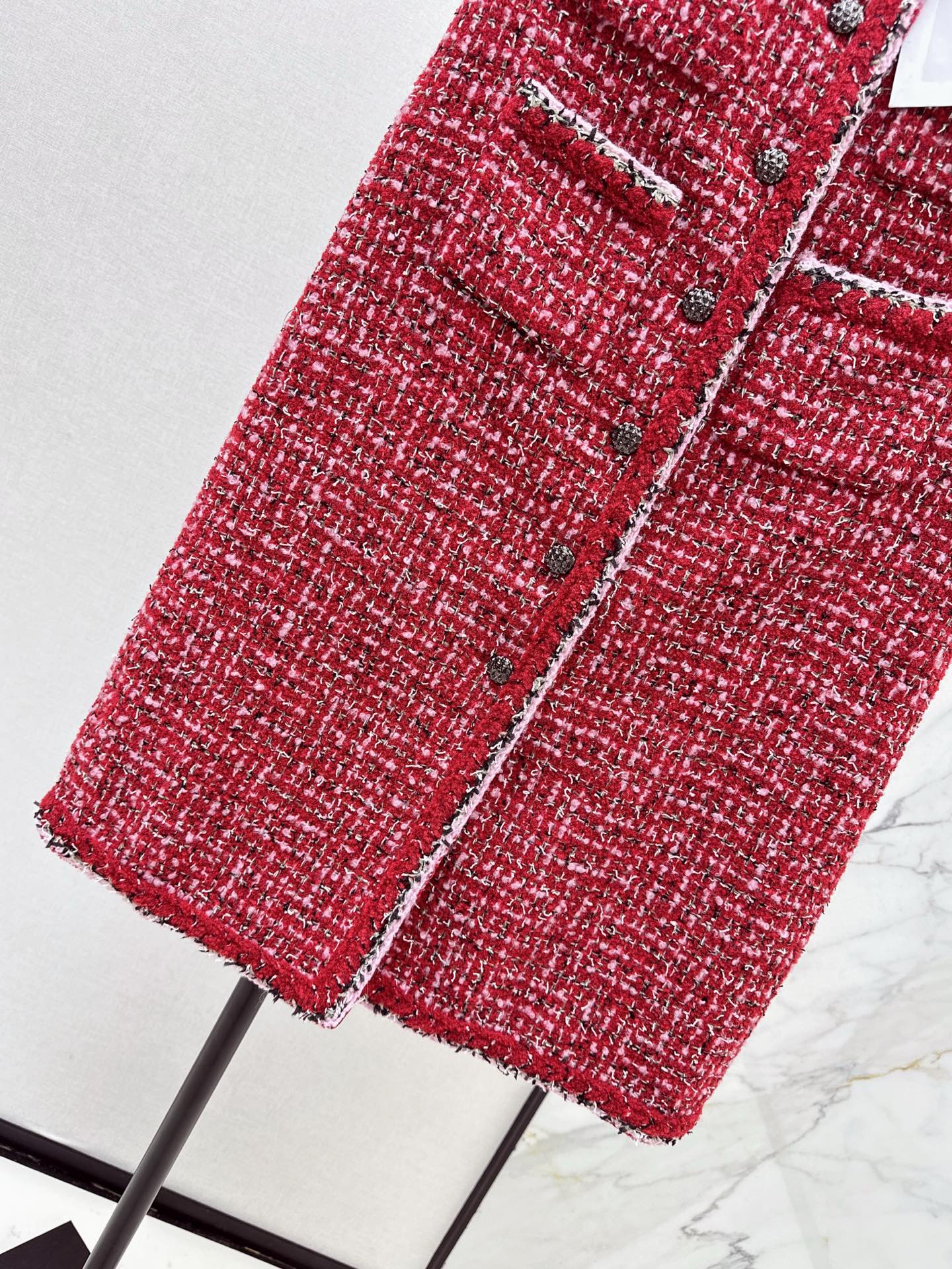 Chan 25fw tweed skirt