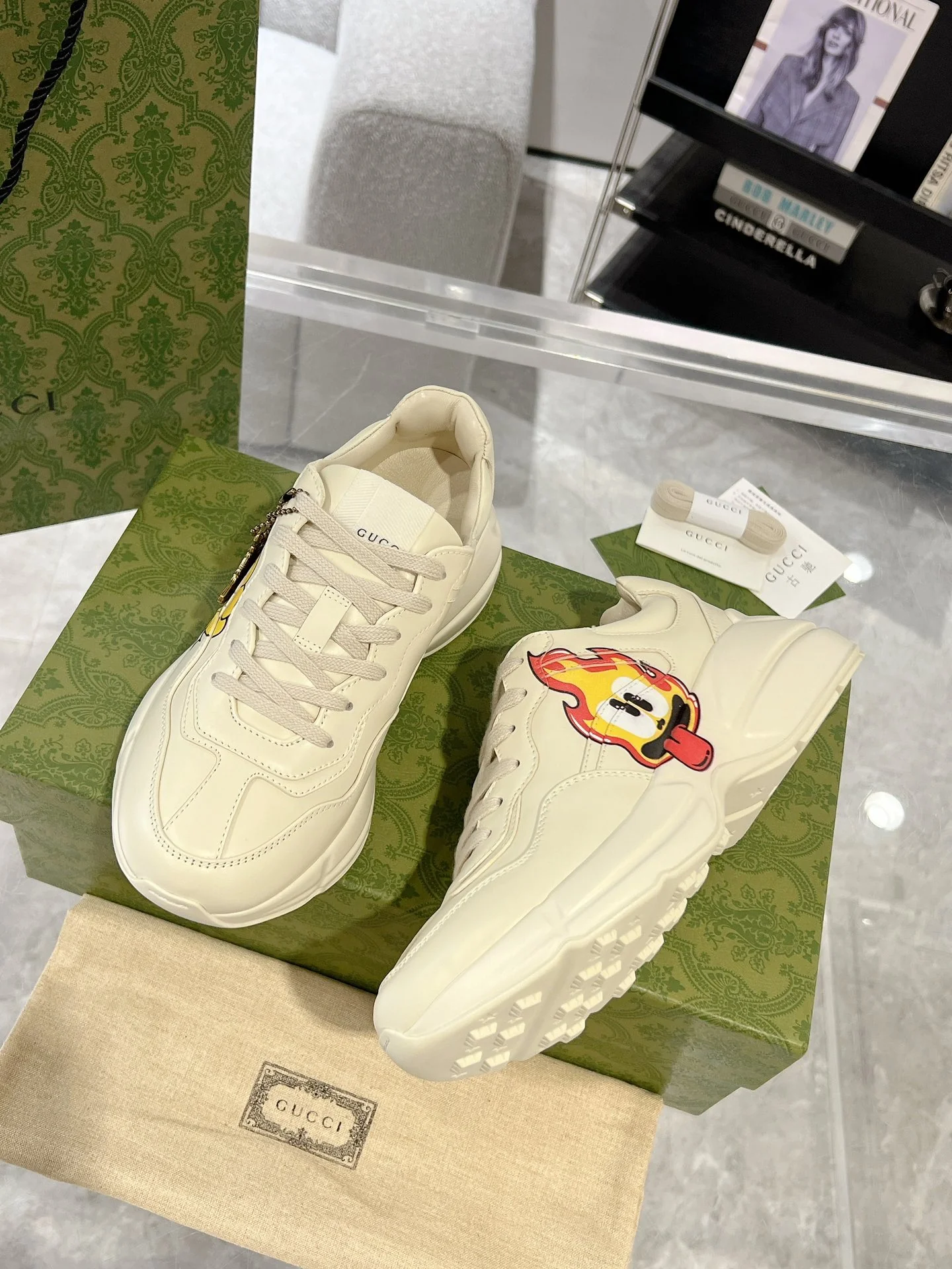 Gucc 25fw dad's shoes