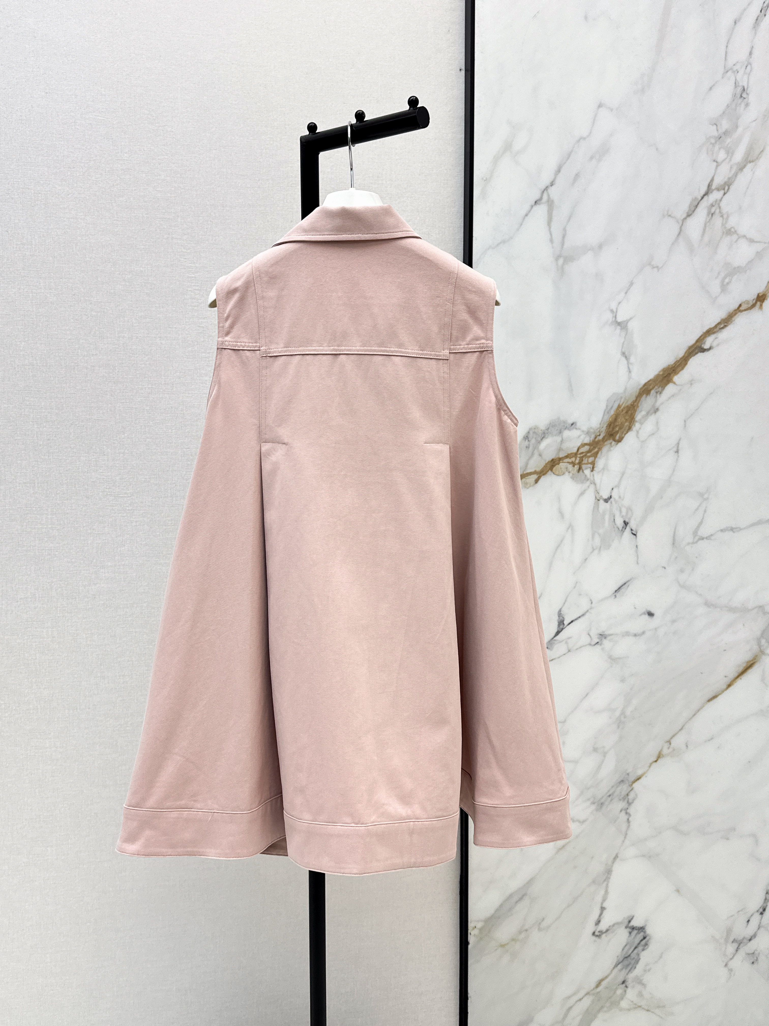 Loe 26ss embroidery dress