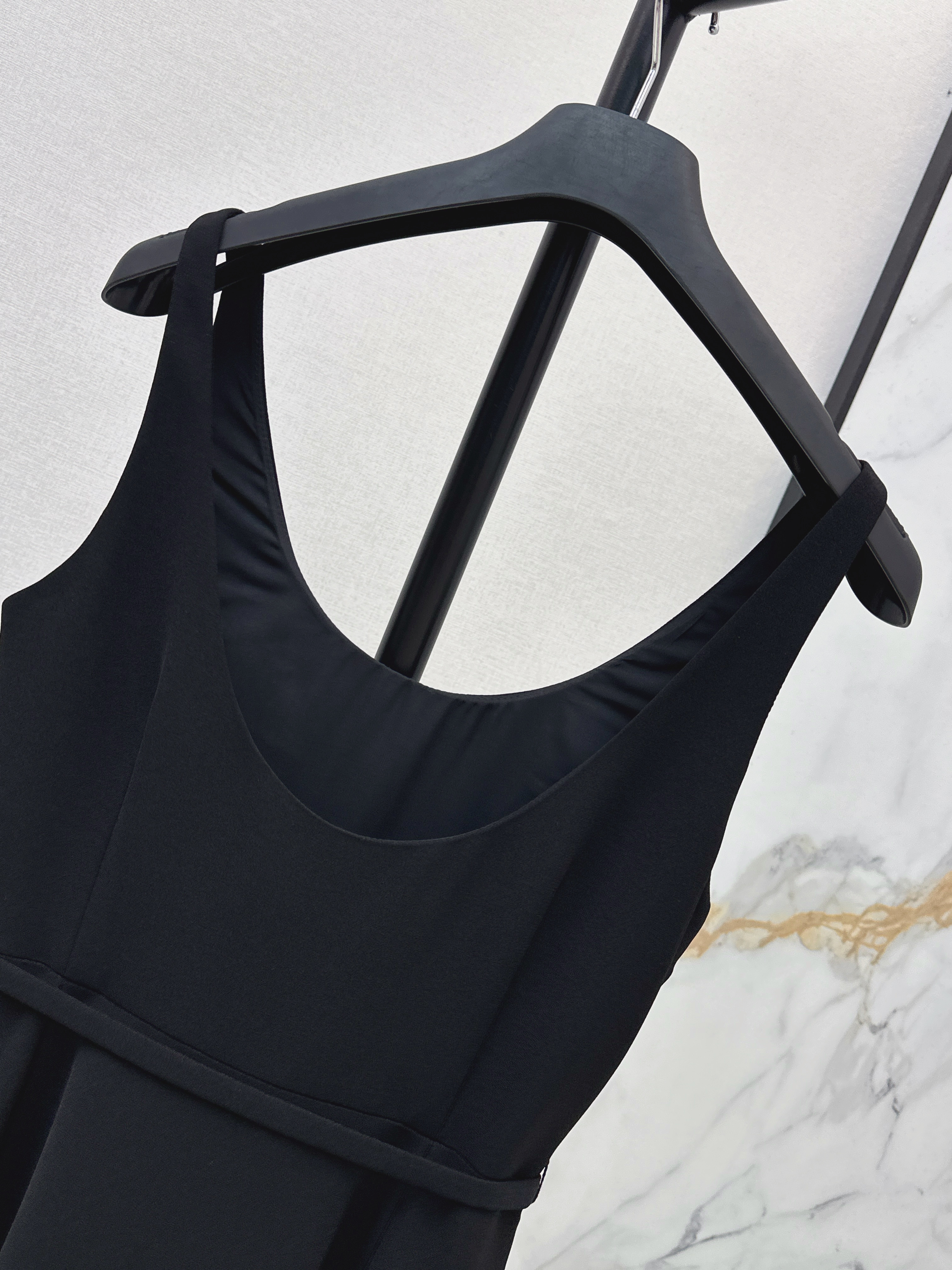 CD 26ss lace contract slip dress