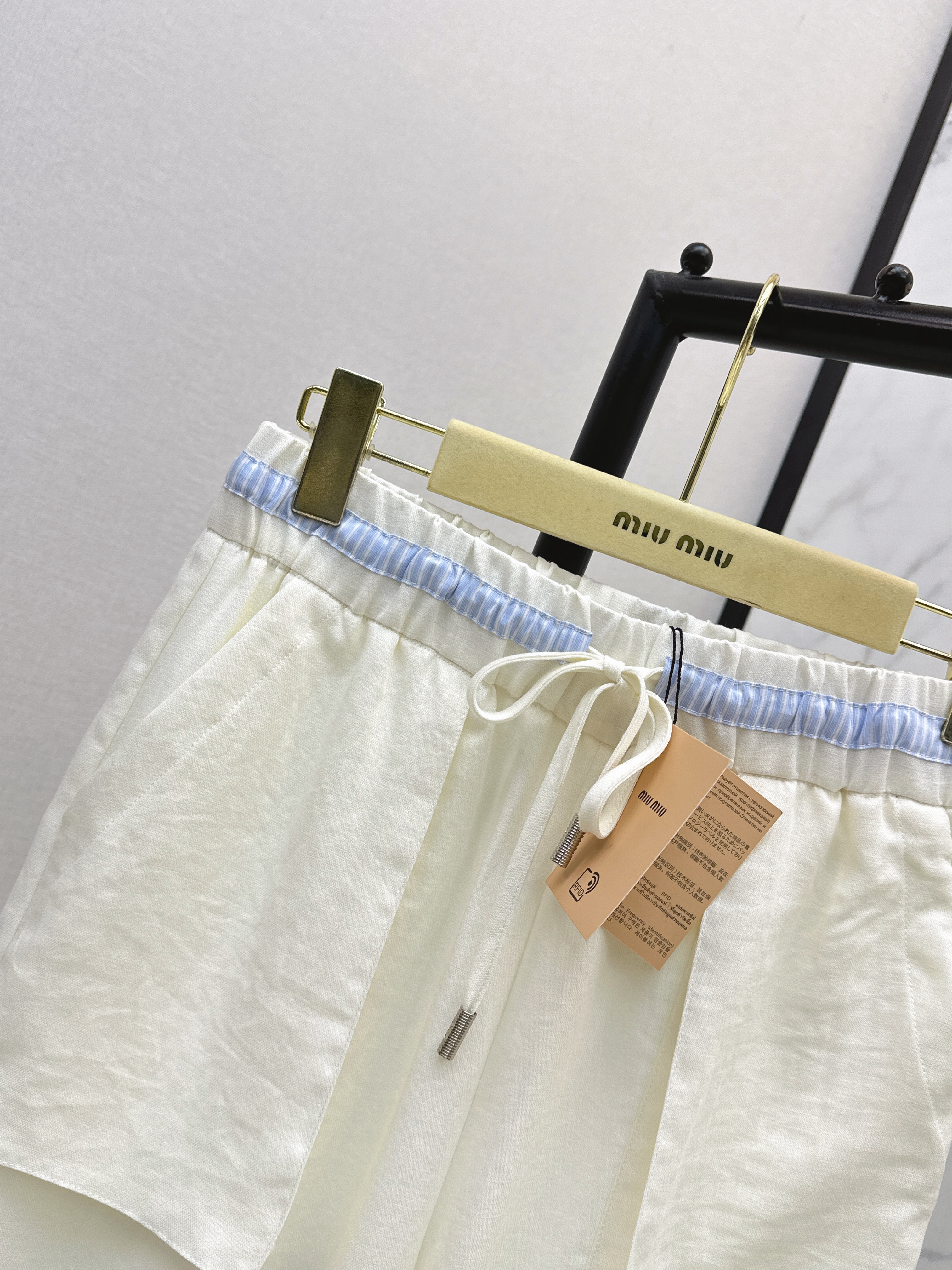 Miu 26ss straight-leg pants
