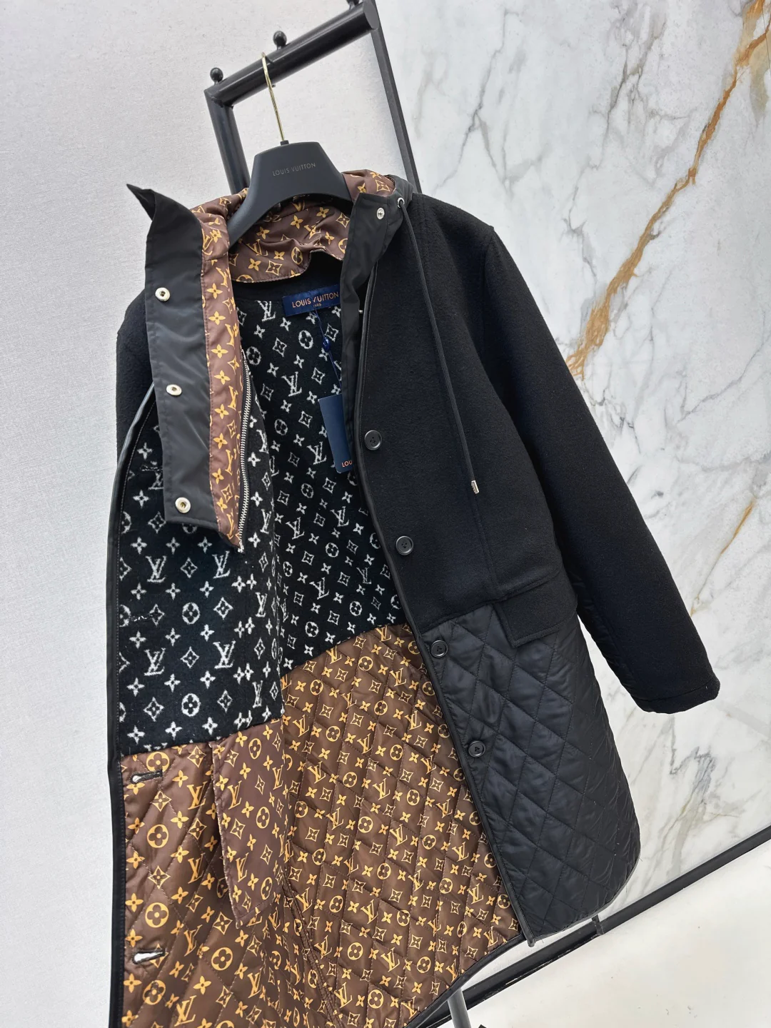 Loui 25fw padded jacket