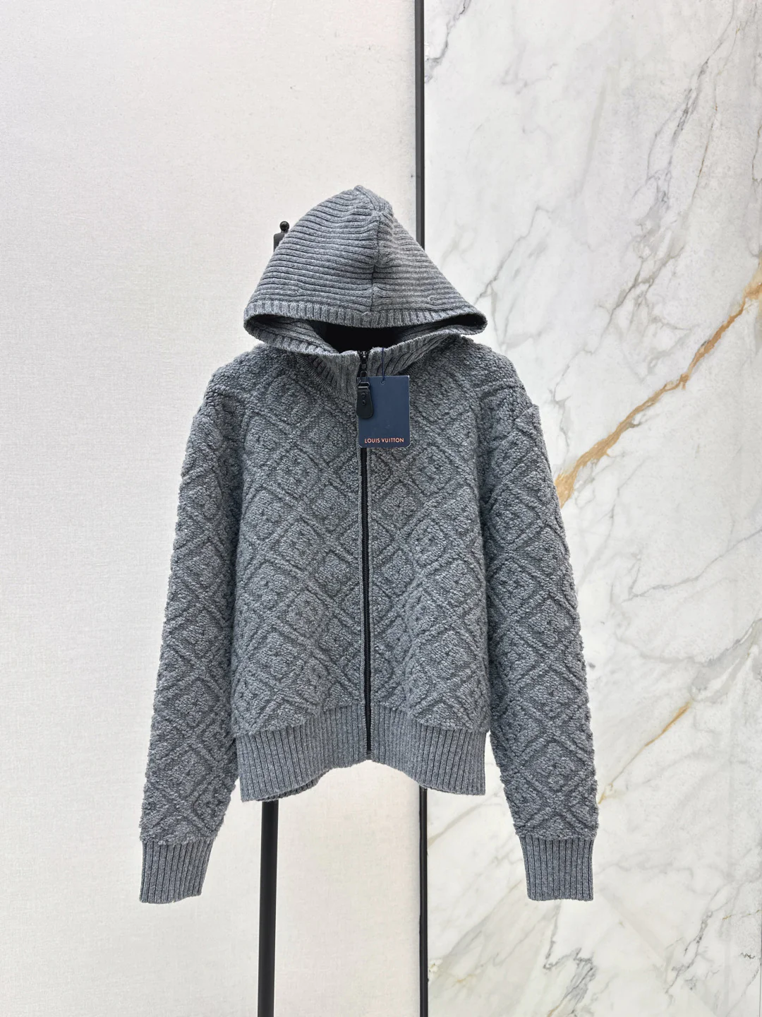 Loui 25fw hooded jacket