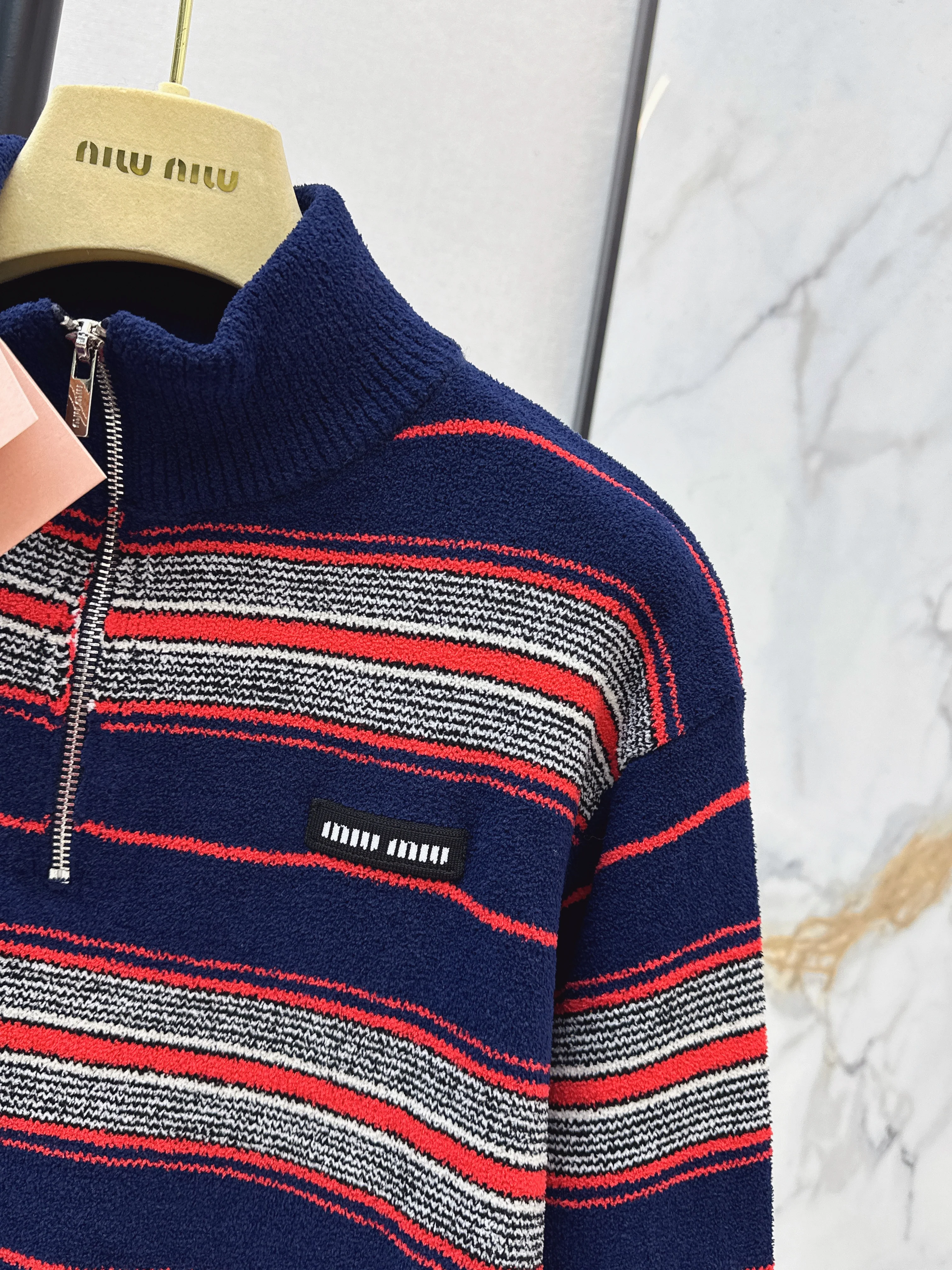 Miu 26ss stripe knitted sweater