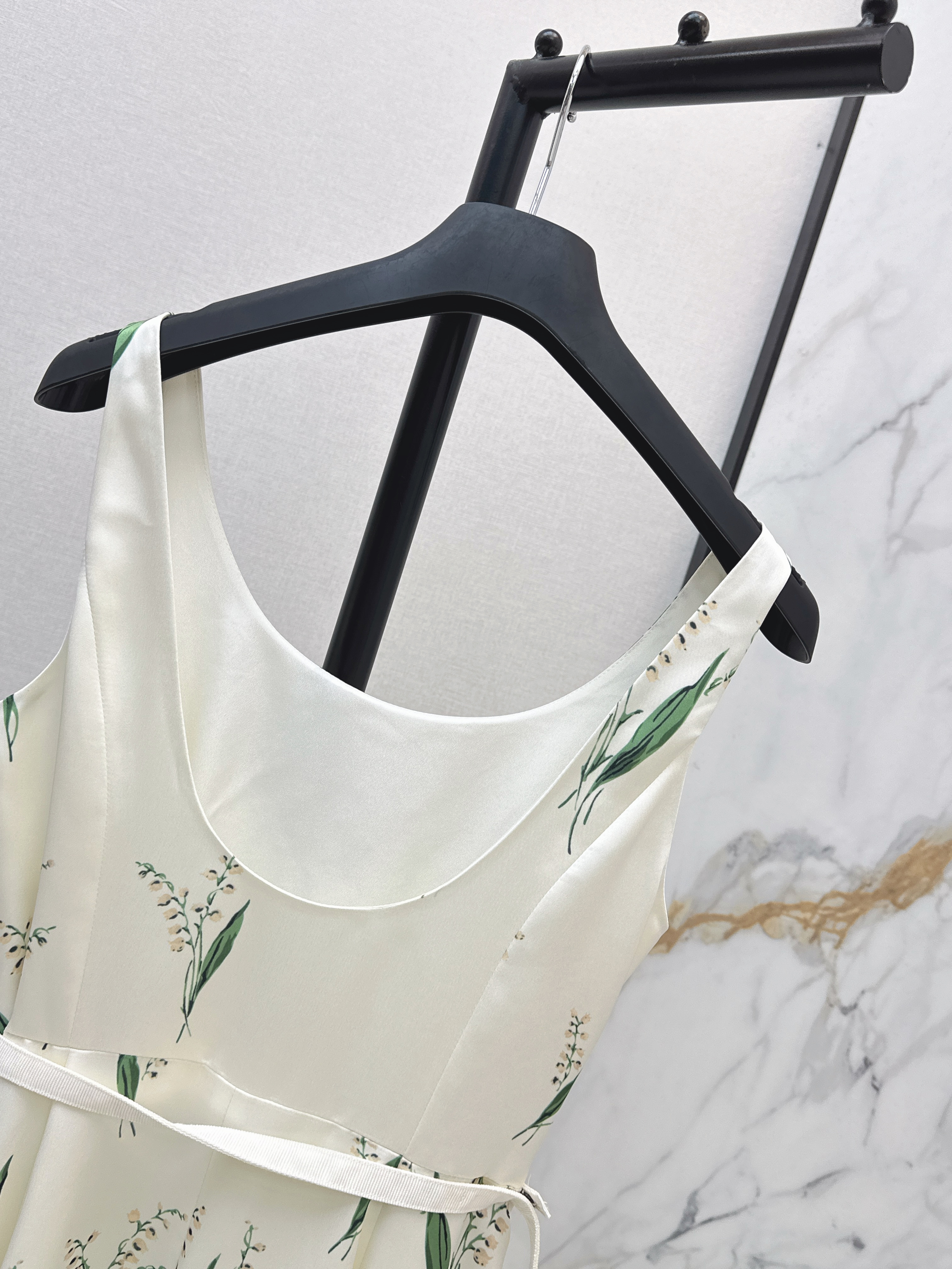 CD 26ss print slip dress