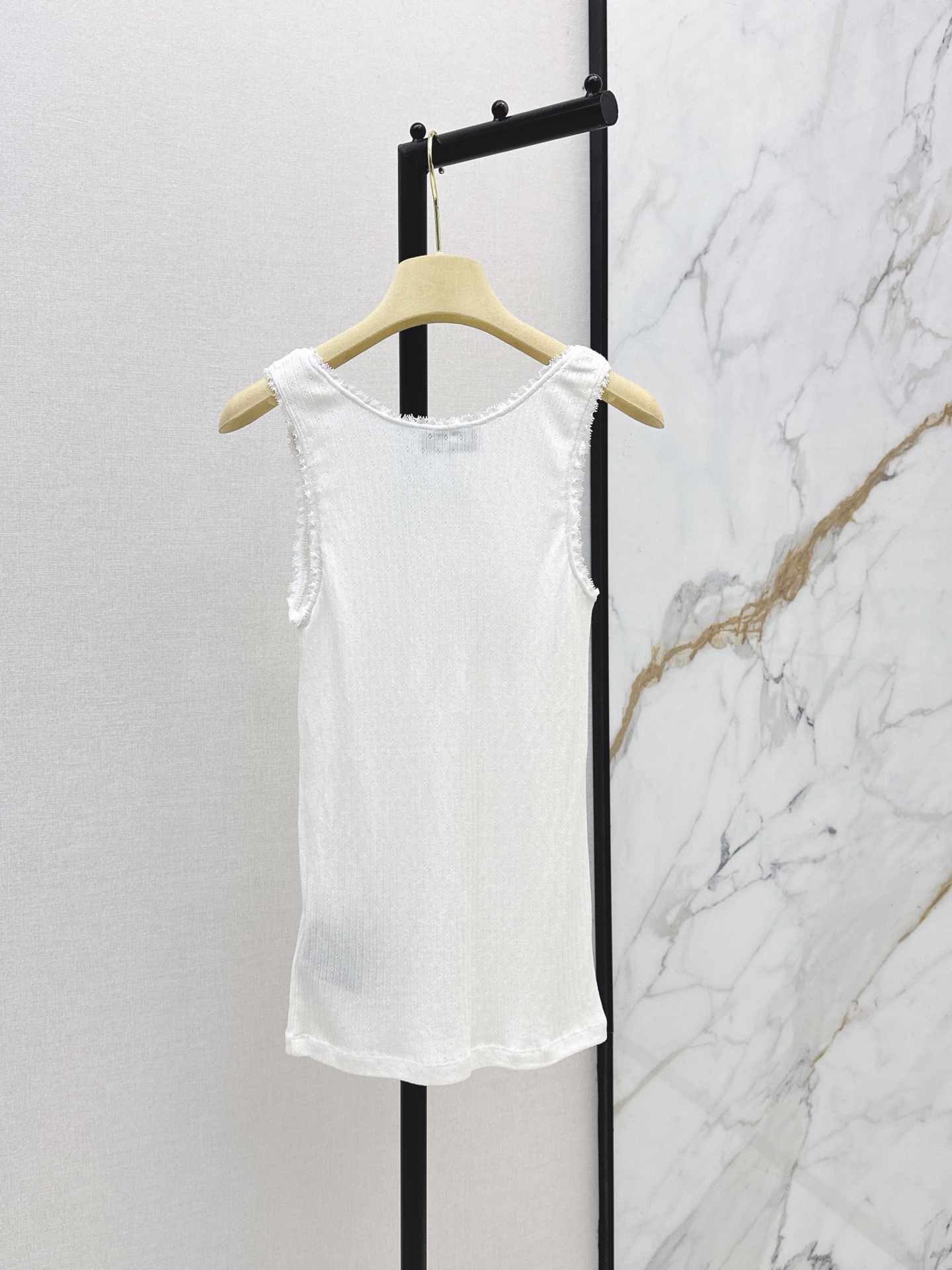 Miu 26ss lace trim vest