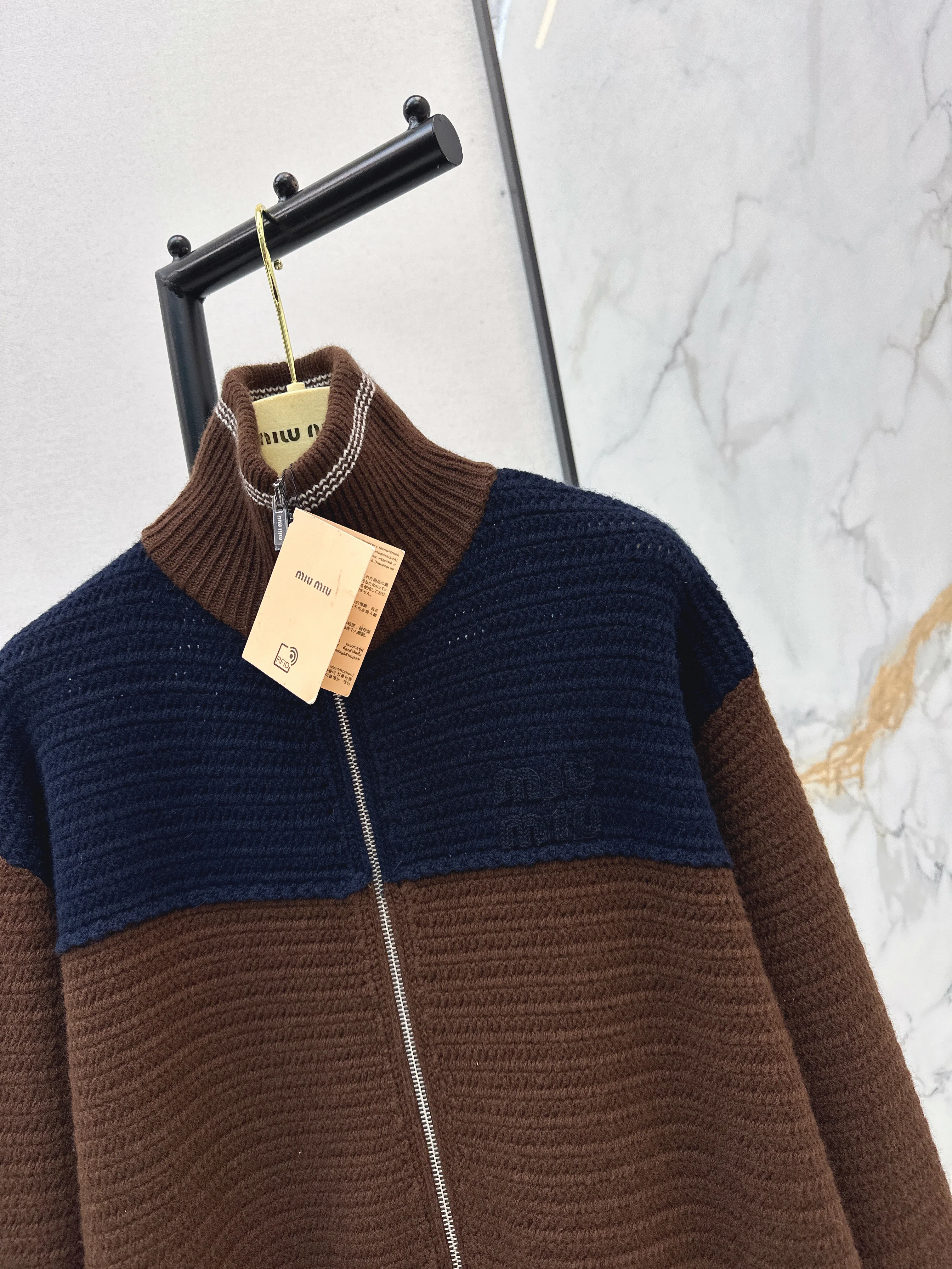Miu 26ss contract jacket