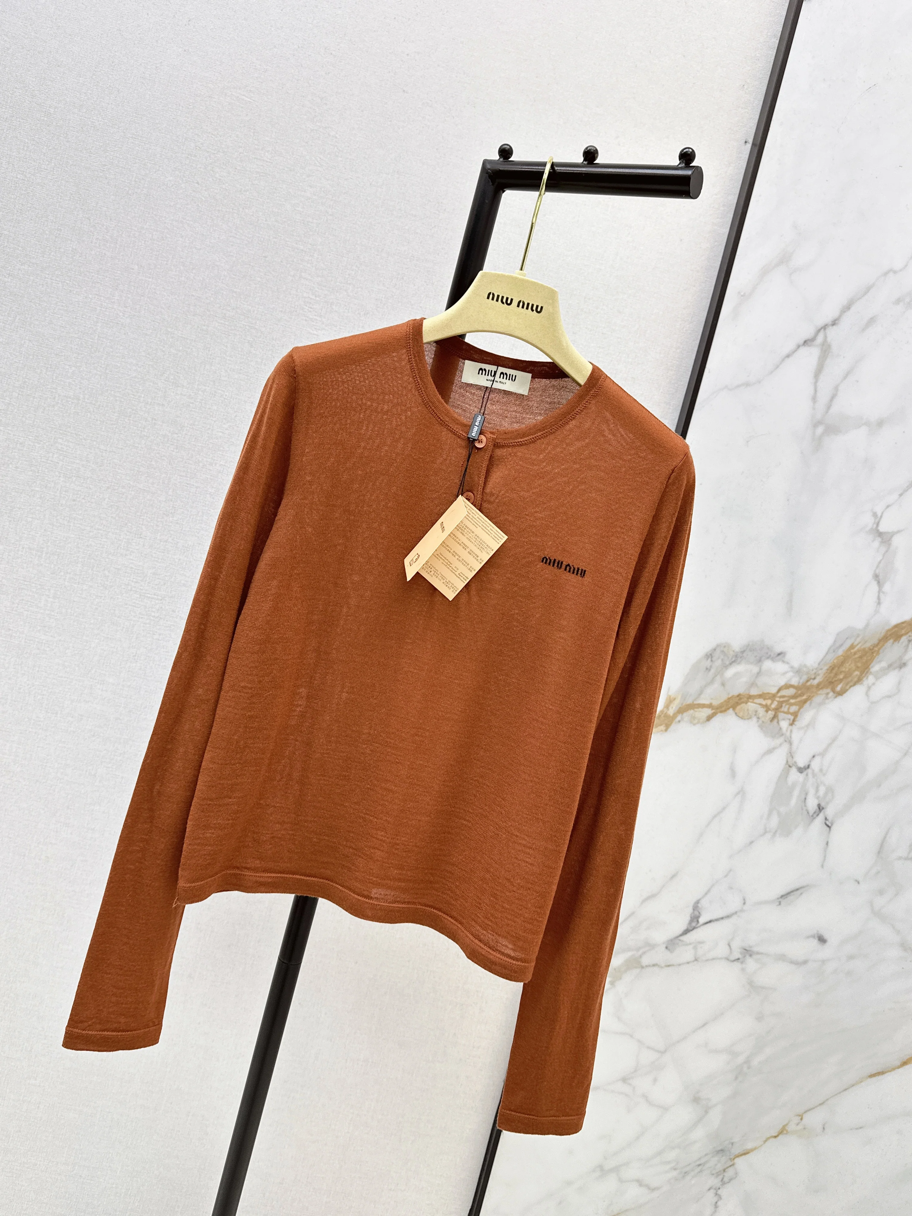 Miu 26ss knitted sweater