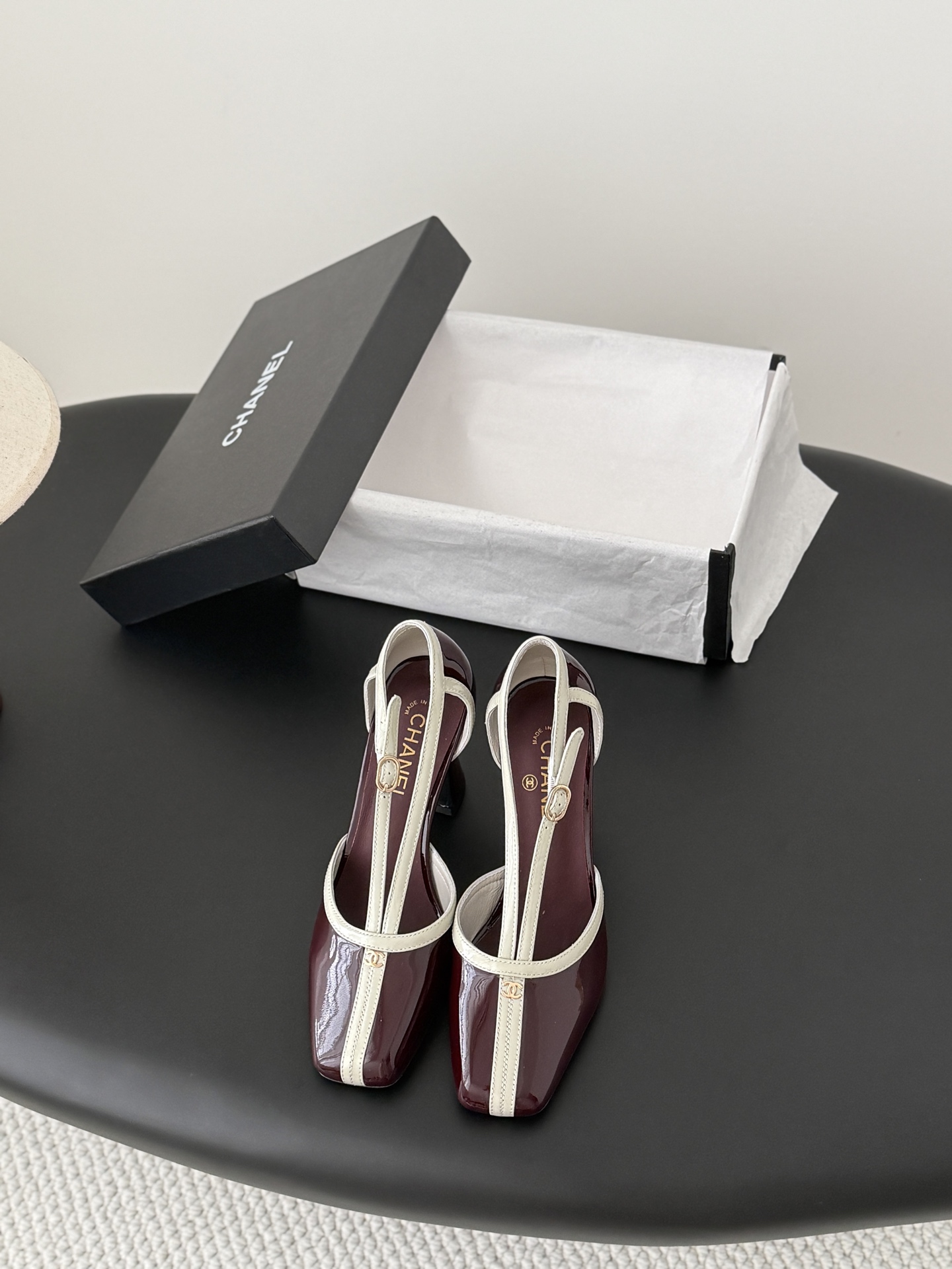 Chan 26K mary jane chunky heels