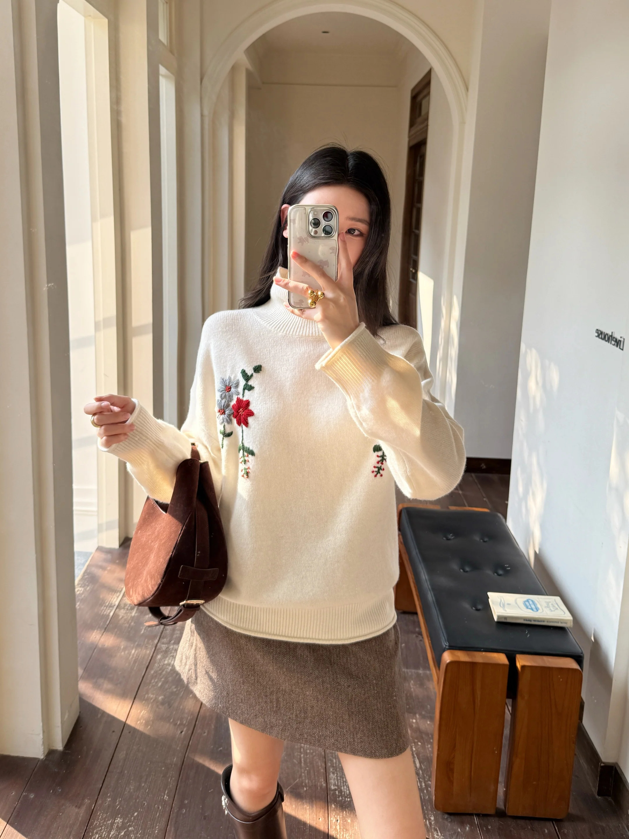 Es 26ss embroidery sweater