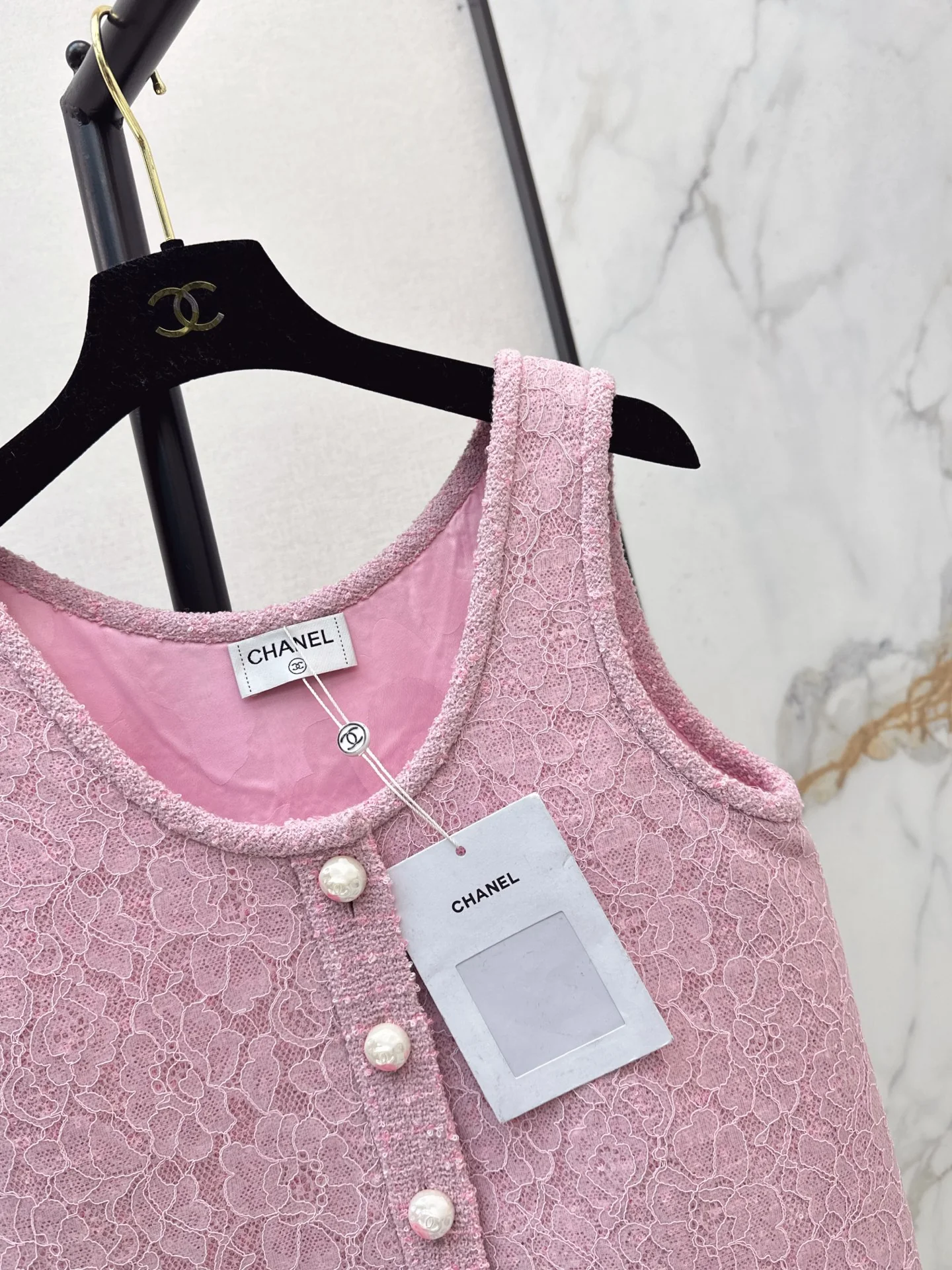 Chan 25fw lace tweed vest