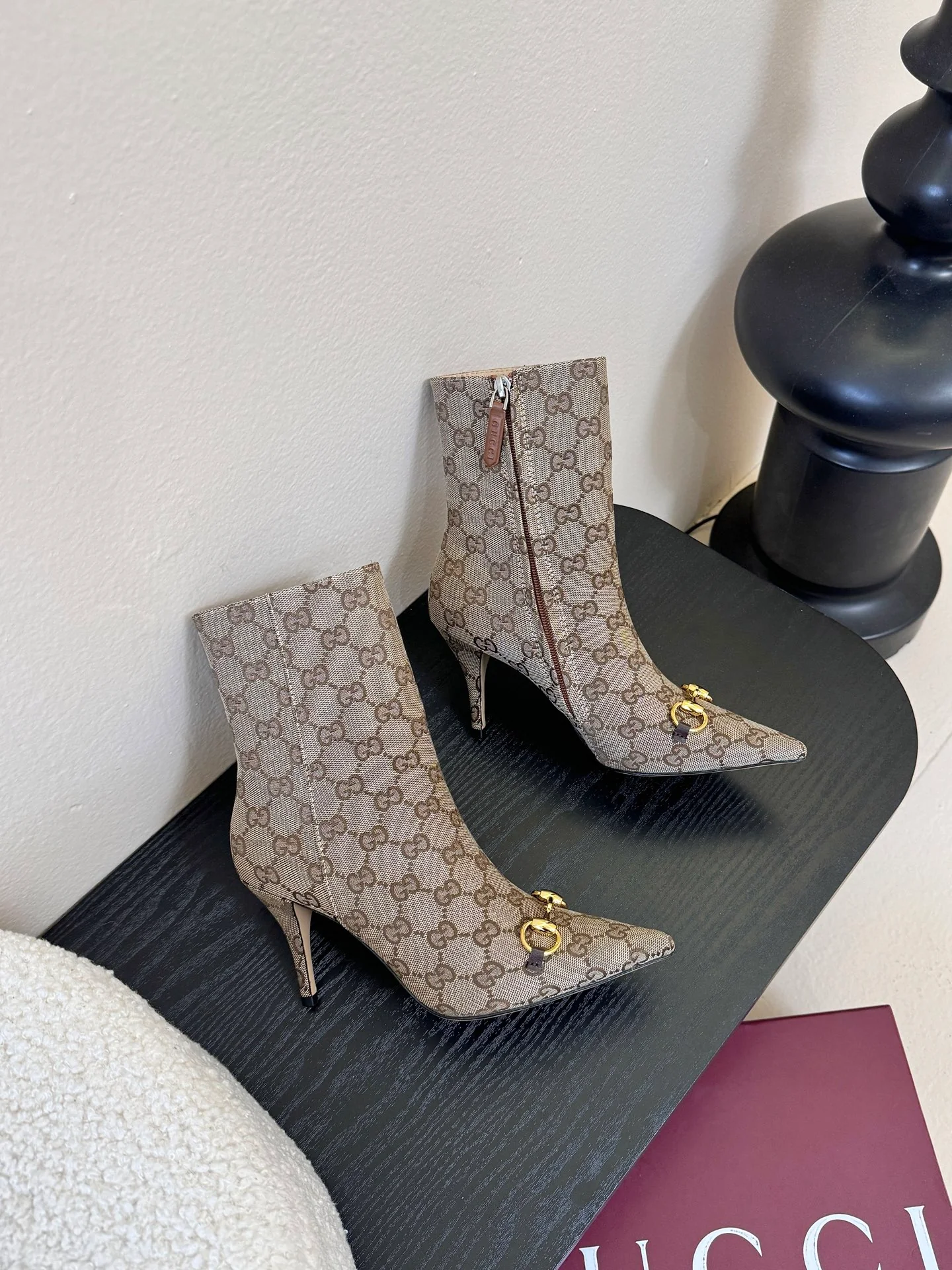 Gucc 25fw heel ankle boots