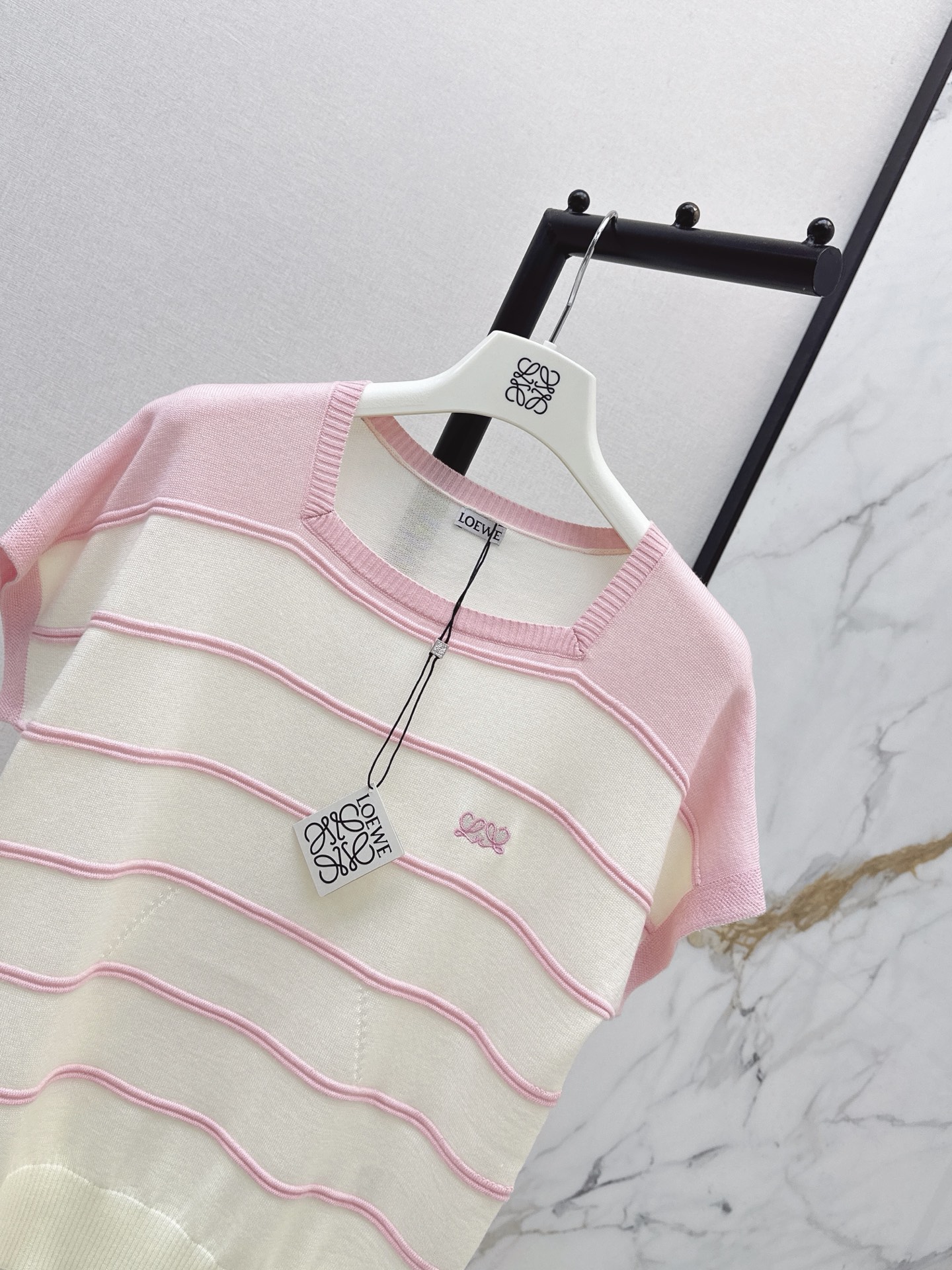Loe 26ss stripe knit sweater